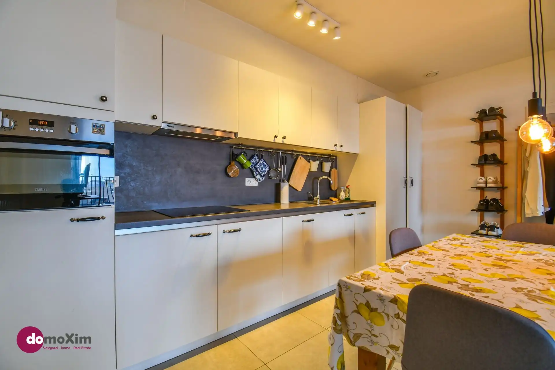 Lichtrijk appartement met één slaapkamer en ruim terras nabij het centrum van Leuven foto 5