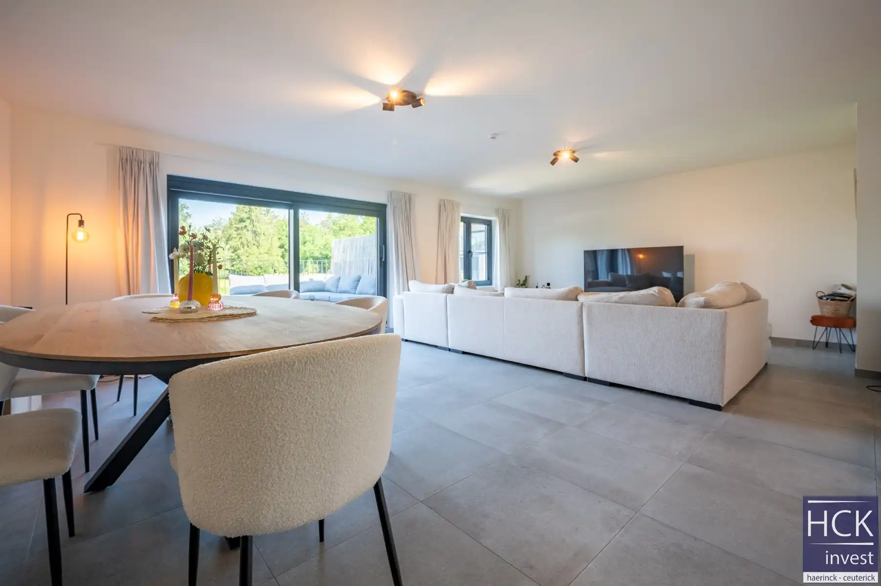 KRUISHOUTEM - Ultra ruim triplex appartement - GEEN SYNDIC foto 3