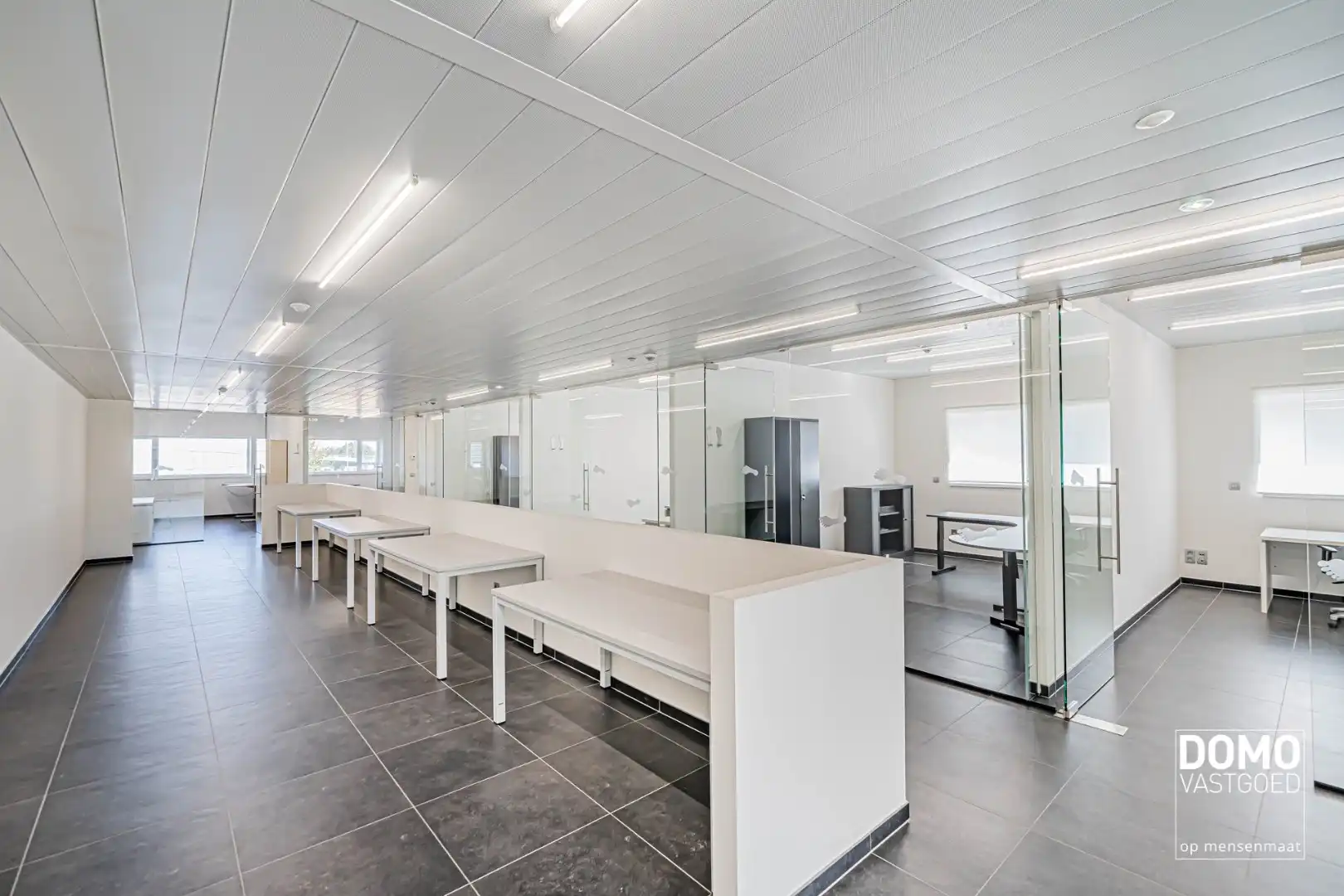 INNOVATIEVE RUIMTE MET LABO, LOGISTIEKE VOORZIENINGEN EN RESEARCH & DEVELOPMENT IN EEN ECO-BEDRIJFSGEBOUW TE PAAL foto 7