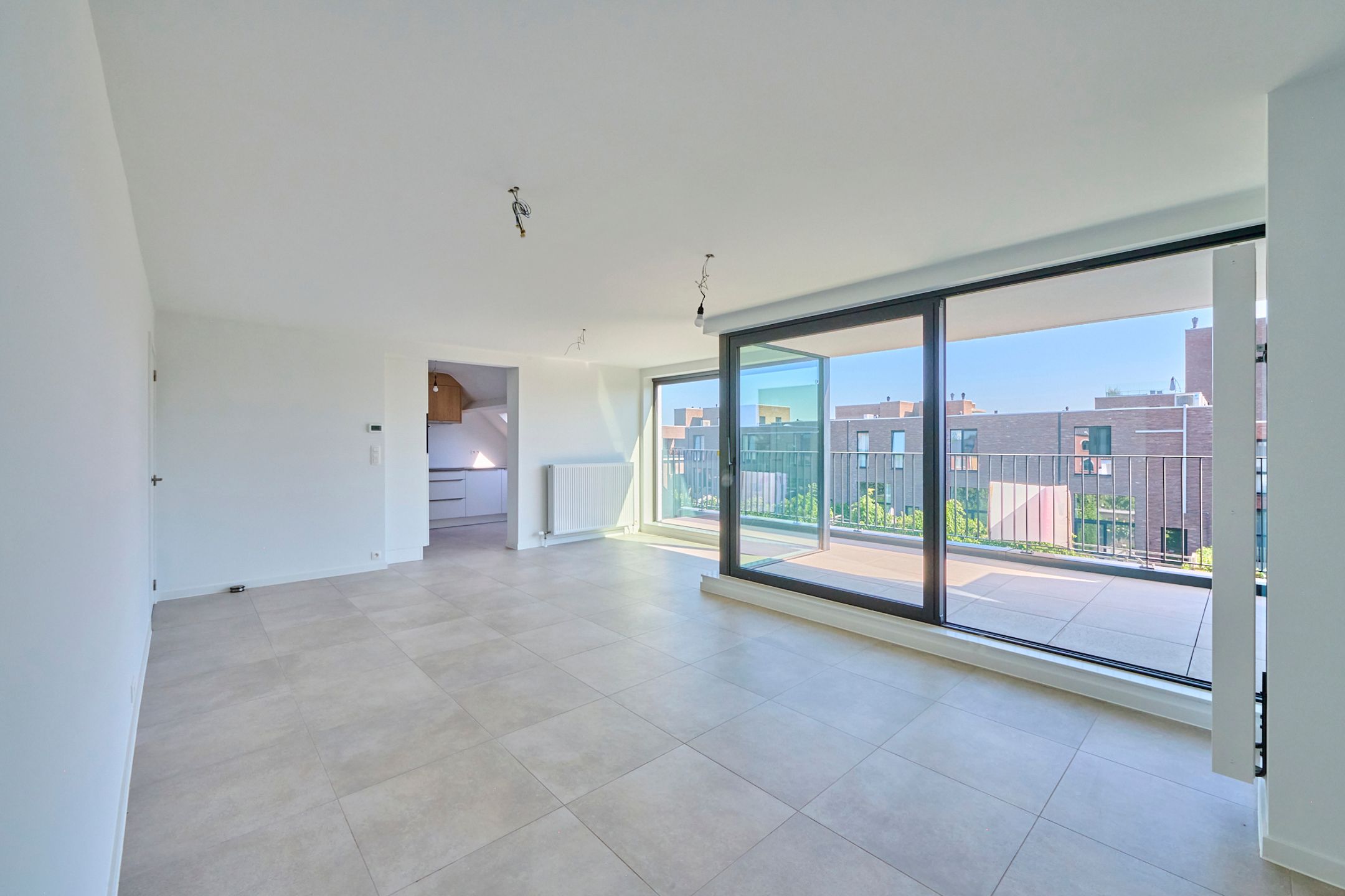 Volledig gerenoveerd penthouse (97m²) + zuidgericht terras foto 2