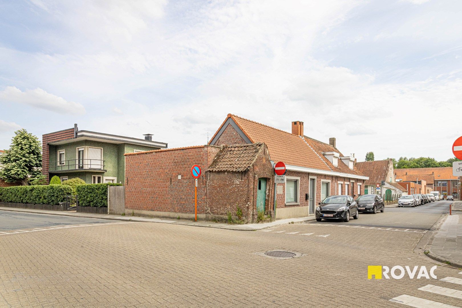 Gerenoveerde hoekwoning met 2 slaapkamers, tuin en uitweg.  foto 30