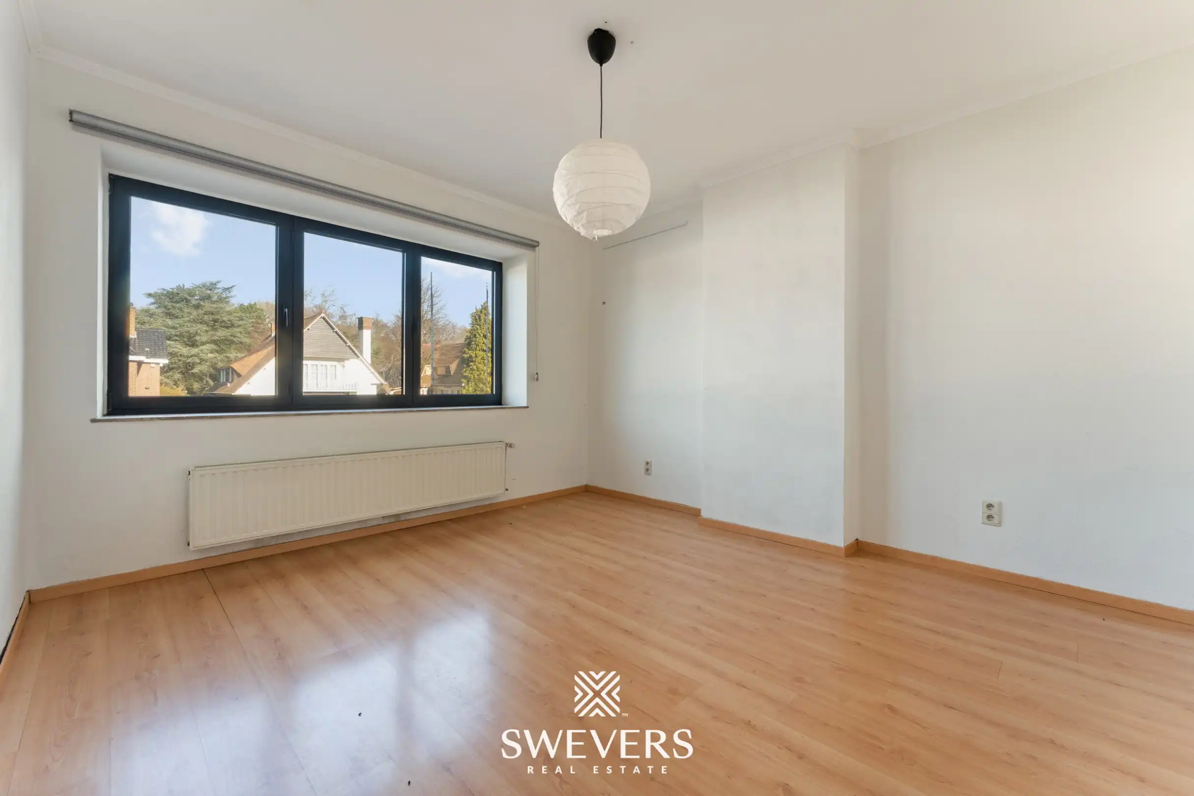 Verrassend ruime gezinswoning: 4 slaapkamers, garage, kelder & zolder   foto 18