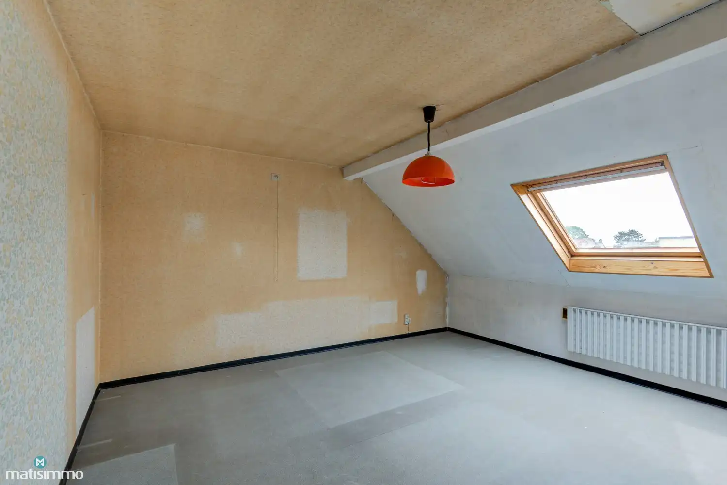 VOLLEDIG ONDERKELDERDE EENGEZINSWONING MET 4 SLAAPKAMERS, GARAGE EN RUIME TUIN IN BILZEN-CENTRUM foto 18