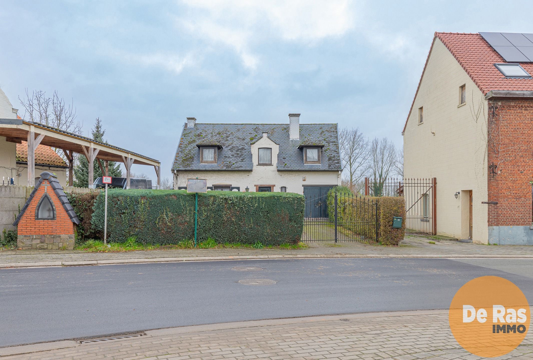 HERZELE - Goed onderhouden gezinswoning met ruime tuinzone foto 2