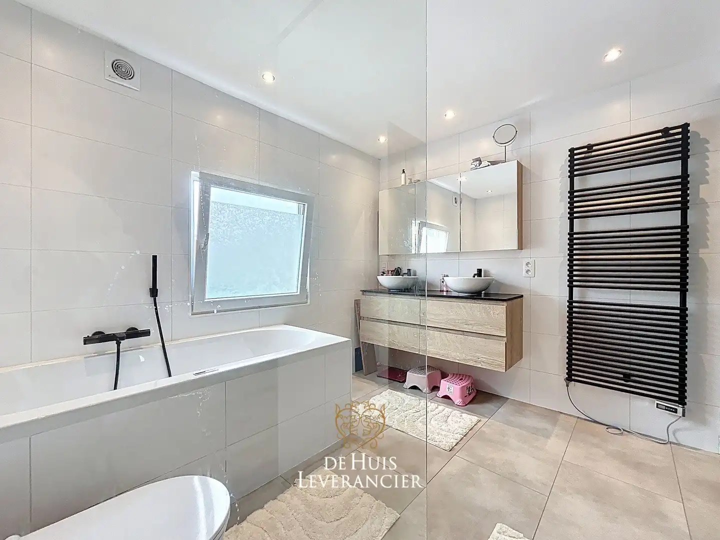 Herenhuis met 3 zeer ruime slpks en zalige West tuin foto 6