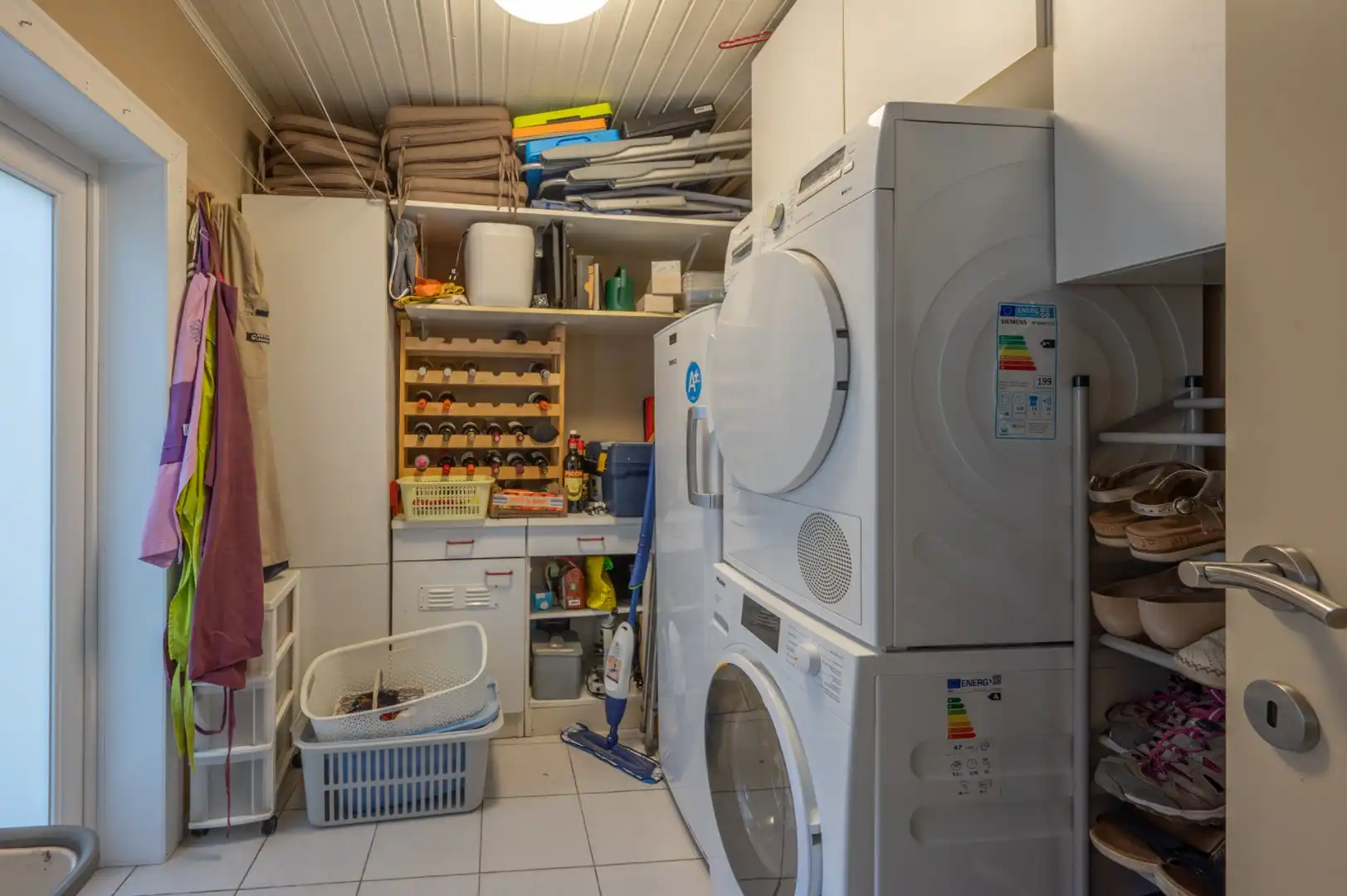 Instapklare woning in hartje Heist foto 6