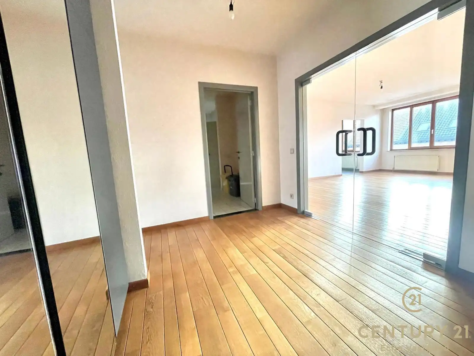 Ruim en energiezuinig appartement (161 m²) met garagebox foto 5