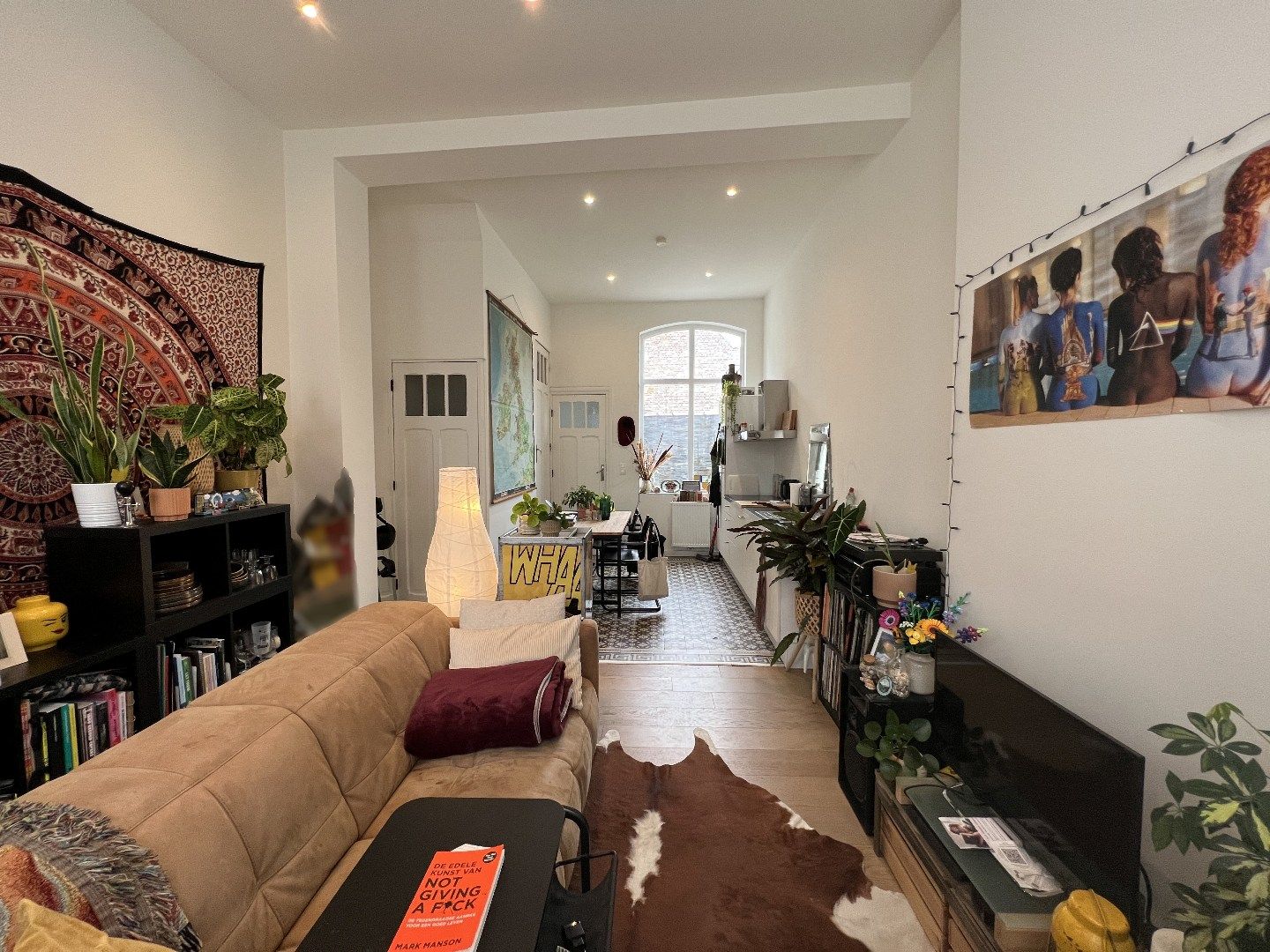 WONING MET 2 SLAAPKAMERS EN TERRAS IN CENTRUM foto 3