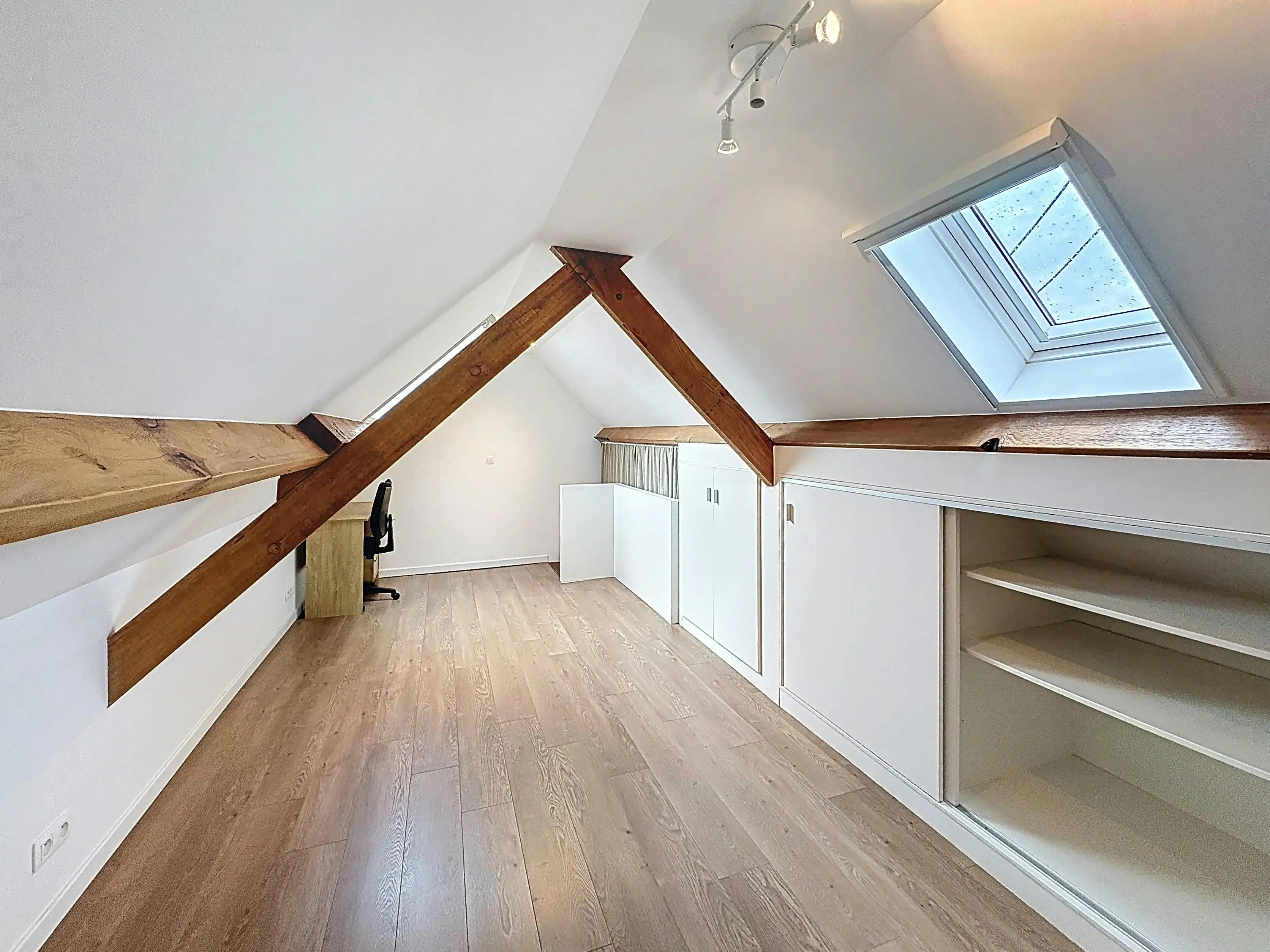 Woning met 2 slaapkamers te koop in Baasrode foto 11