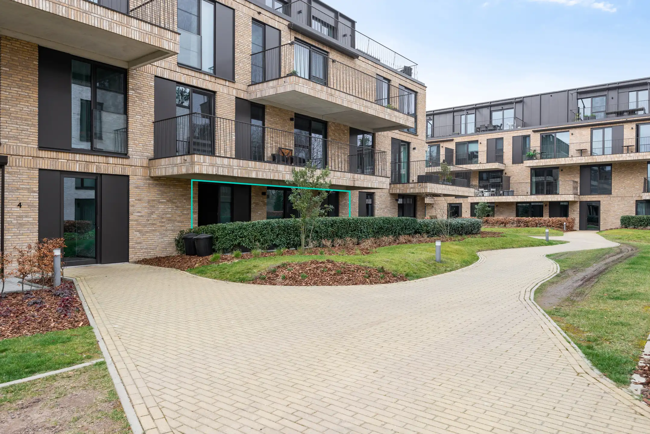 Luxueus Gelijkvloers Appartement te Huur in Bornem foto {{pictureIndex}}