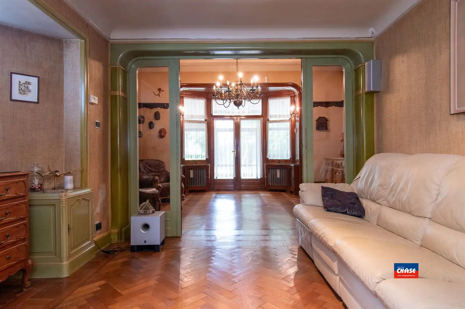 Zeer ruime woning met tal van mogelijkheden! foto 8