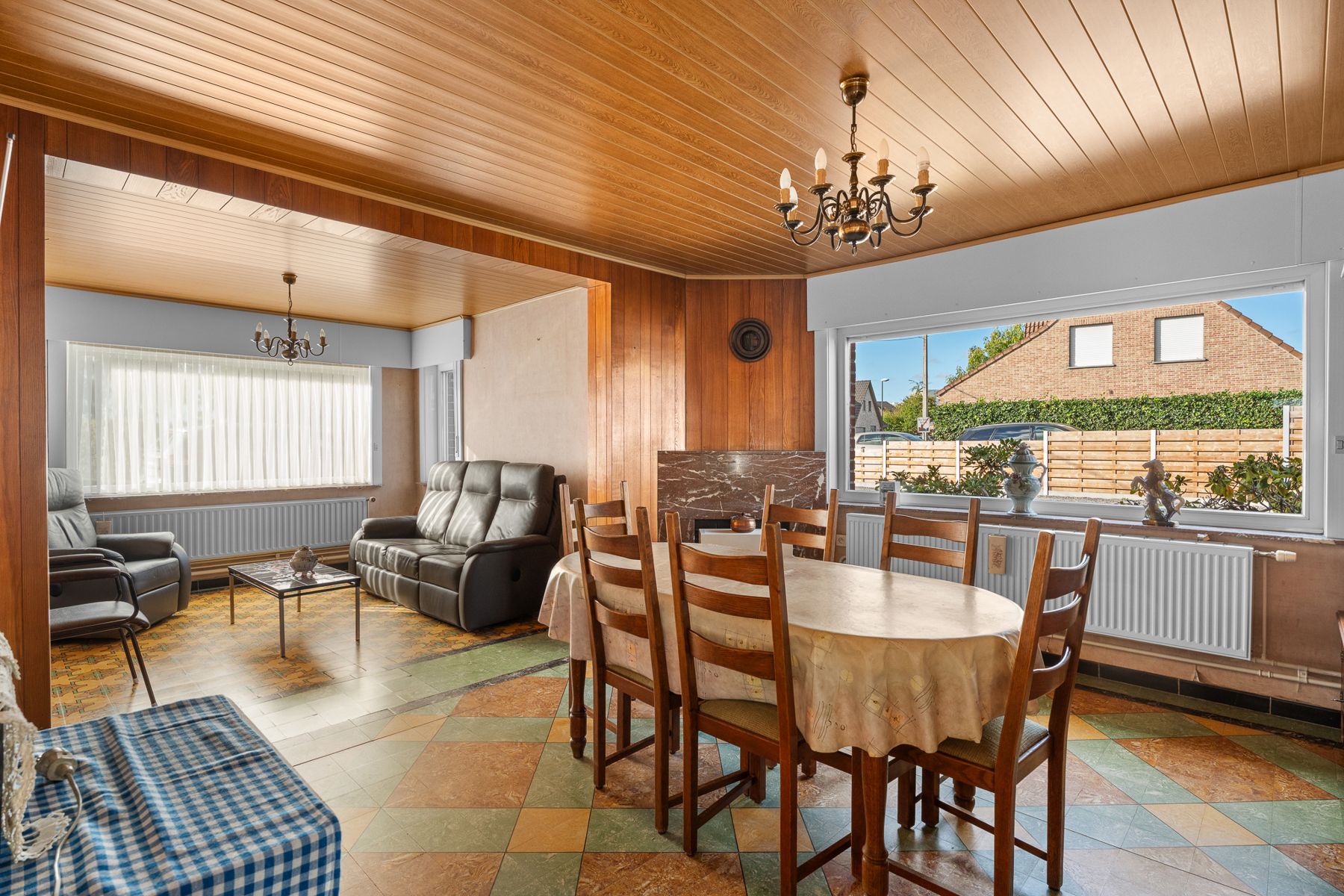 Alleenstaande gezinswoning met tuin en potentieel in Torhout foto 3