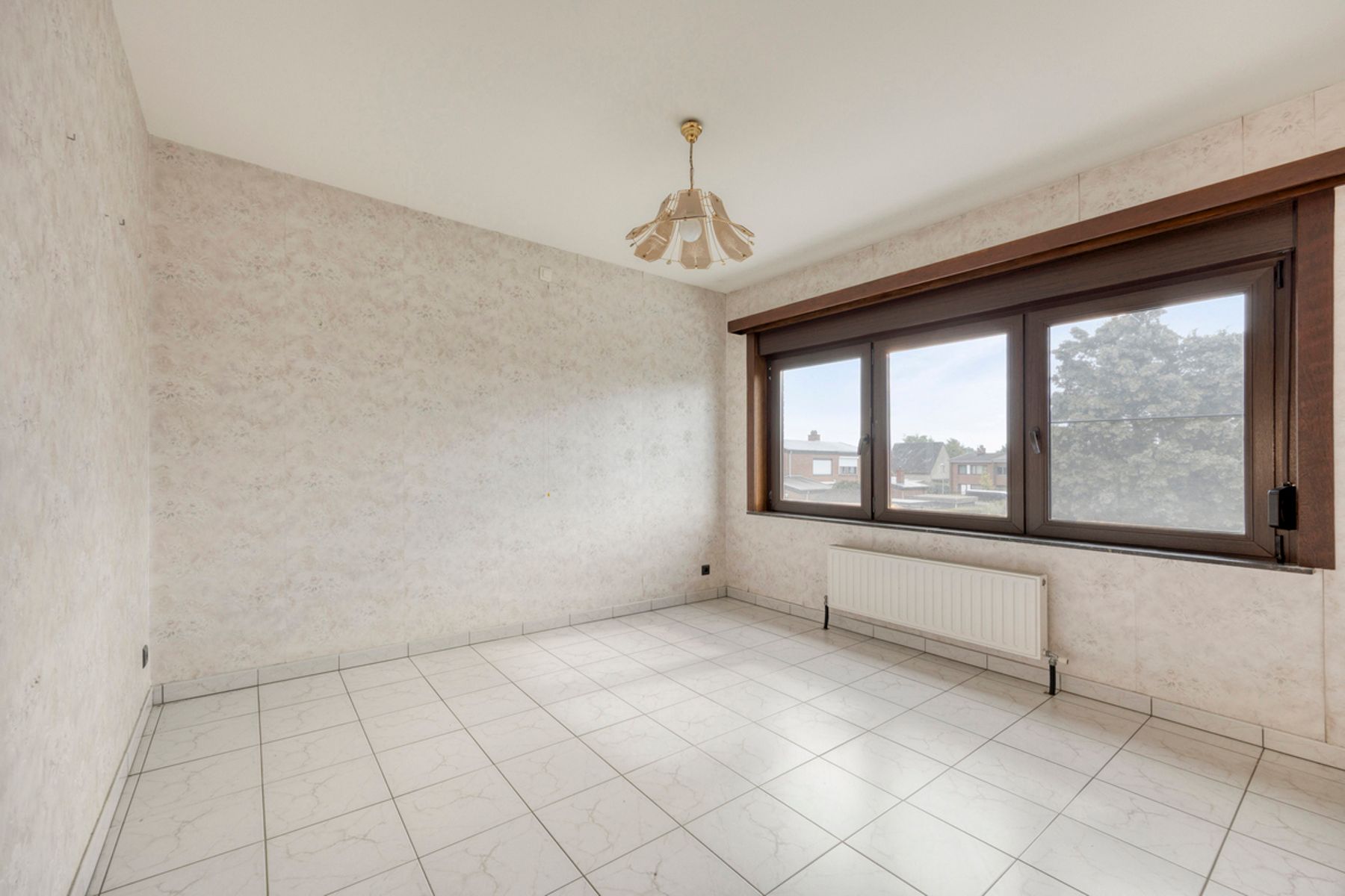 IN OPTIE - Onderhouden half-open bebouwing met garage. foto 15