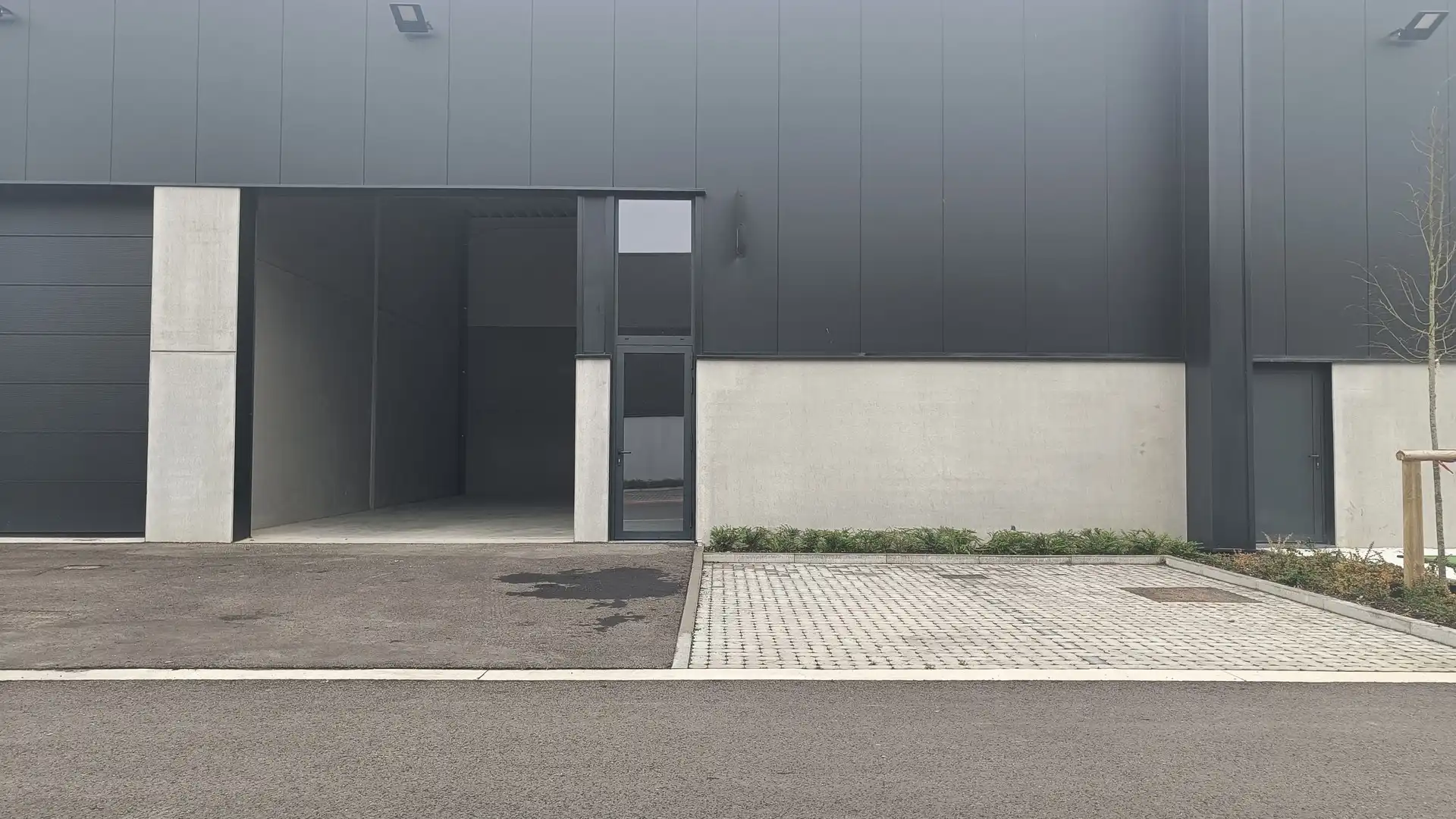 Nieuwbouw KMO-unit van 144 m² gelegen te Kortenberg. foto 4