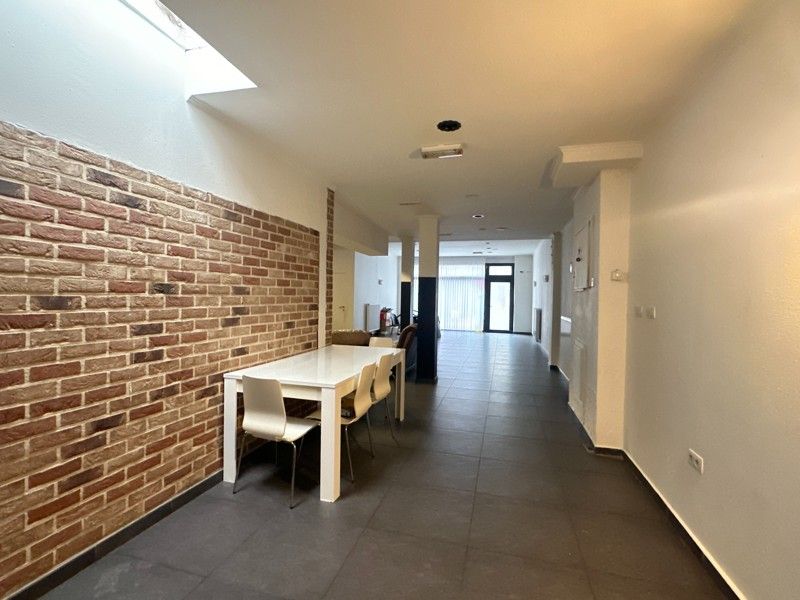 RUIM APPARTEMENT MET 2 SLPKS TE KOOP, MAASMECHELEN foto 3