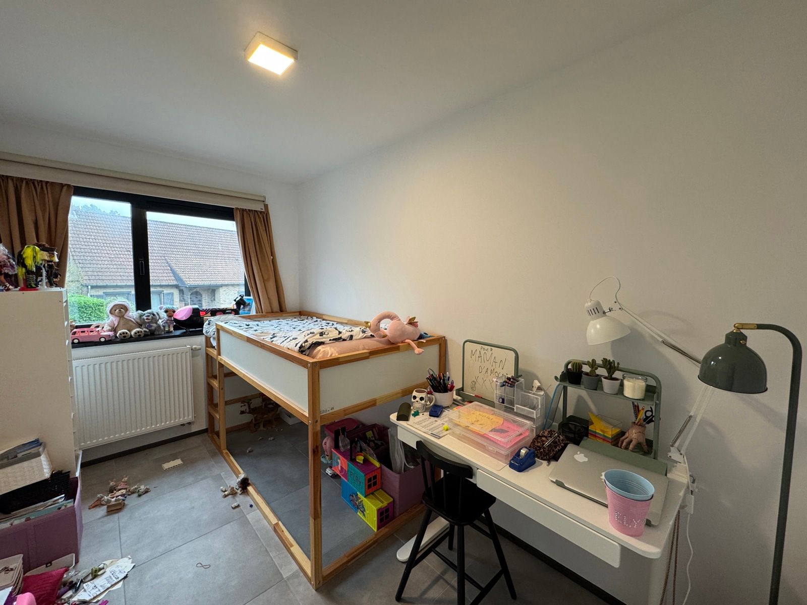 Goed gelegen duplexappartement met 3 slaapkamers foto 16