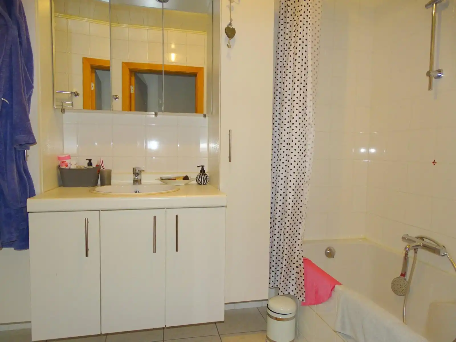 2-slaapkamer app met ruim zongericht terras + parking! foto 13