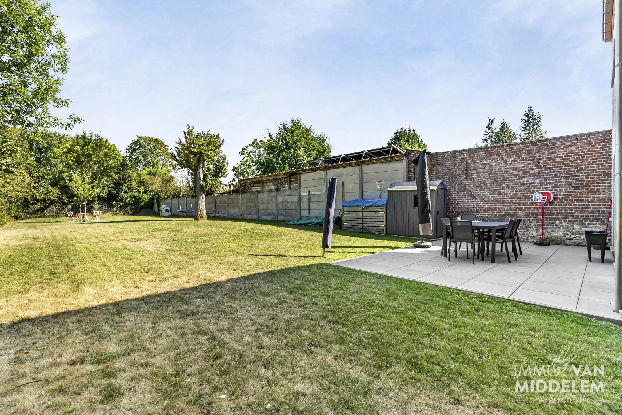 RUSTIG GELEGEN  3-GEVEL NIEUWBOUW MET 4 KAMERS EN TUIN  foto 10