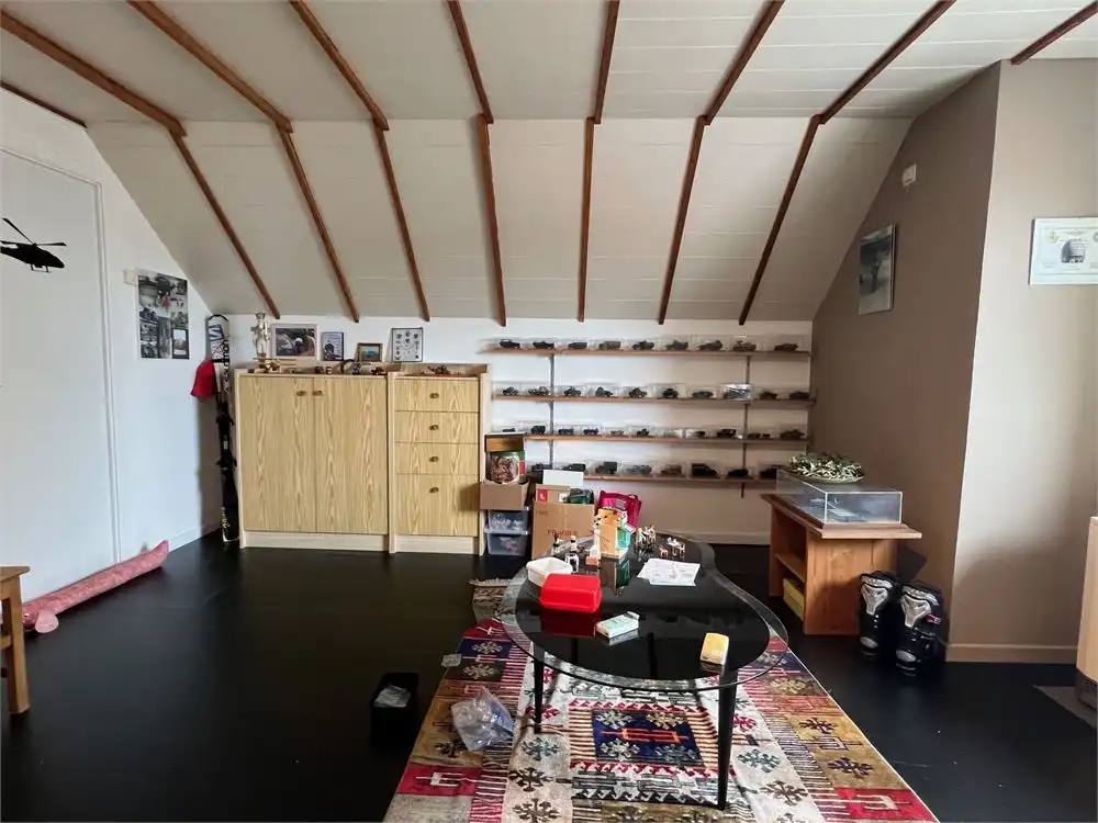 Charmante woning met 3 slaapkamers en garage foto 9