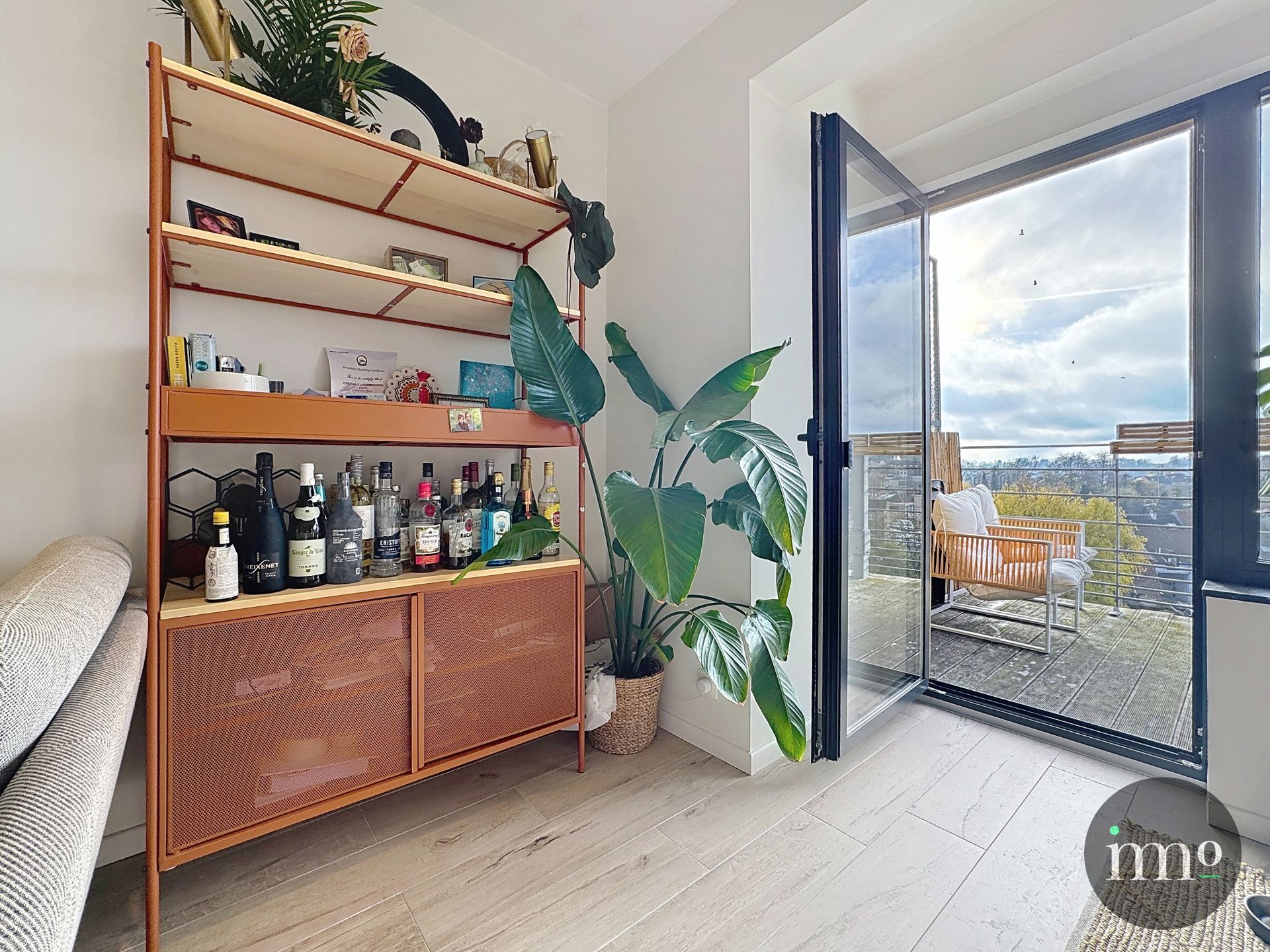 Stijlvol 2-slaapkamerappartement met terras en prachtig uitzicht – Centrum Dilbeek foto 5