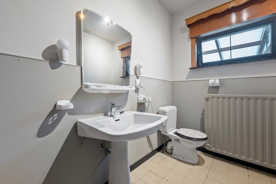 CHARMANTE, GELIJKVLOERSE GEZINSWONING OP EEN KNAP PERCEEL VAN MAAR LIEFST 11A78CA IN ZEPPEREN foto 19