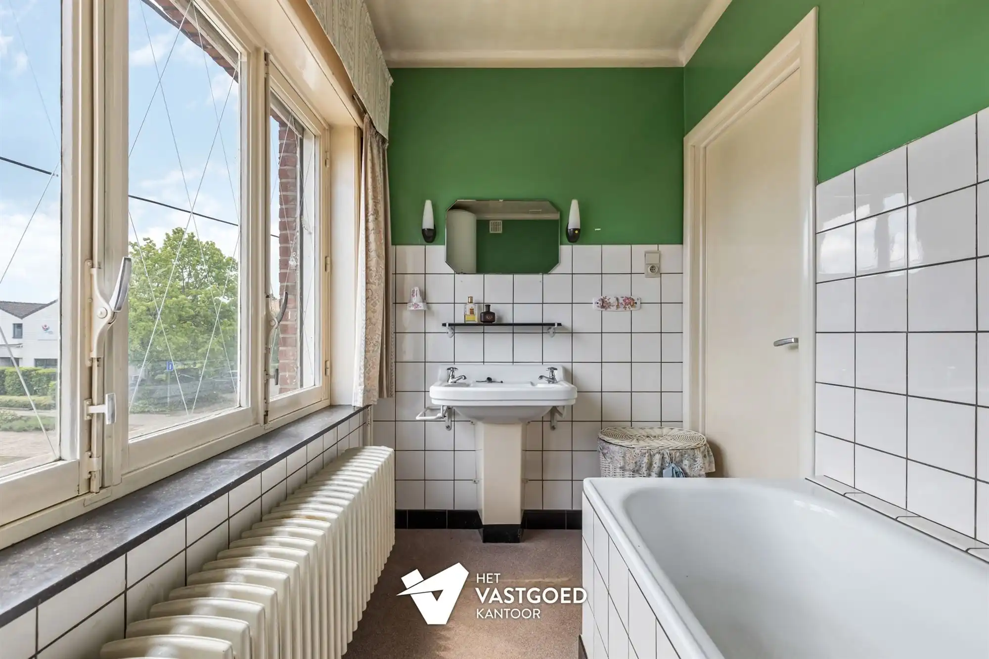 VERRASSEND RUIME WONING MET ENORM POTENTIEEL foto 17