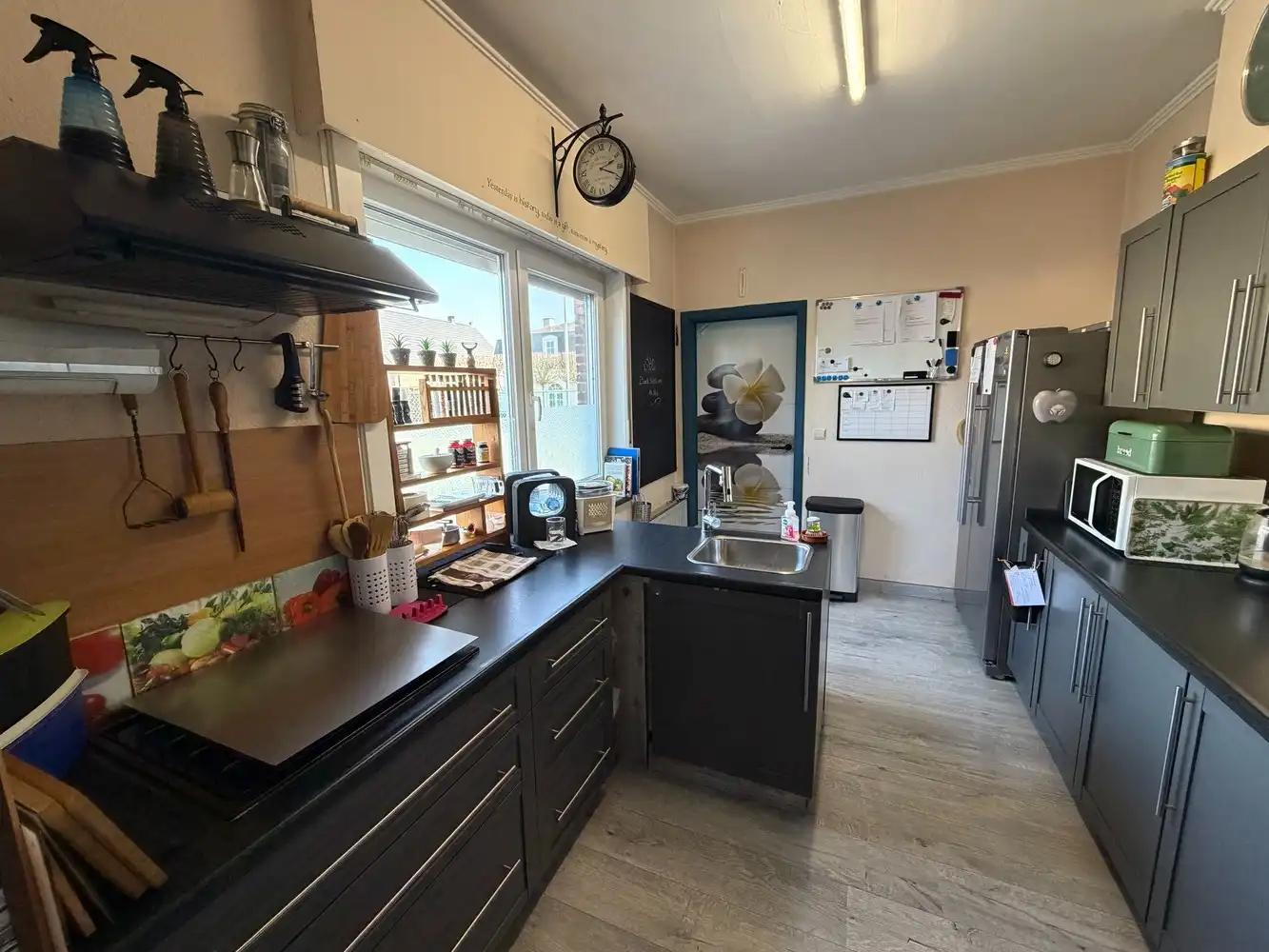 Ruime vrijstaande woning foto 4