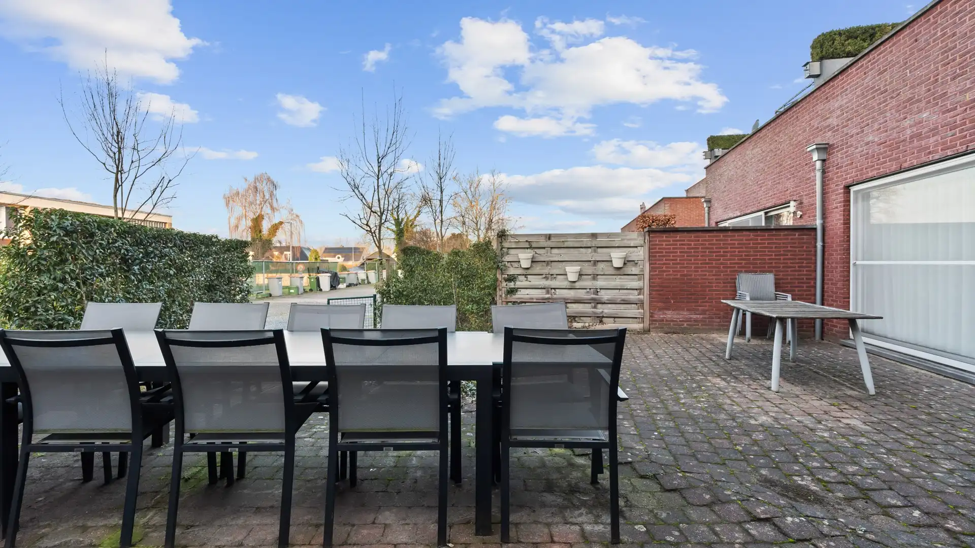 Modern en energiezuinig (A label) handelspand van 174 m² te As foto 15