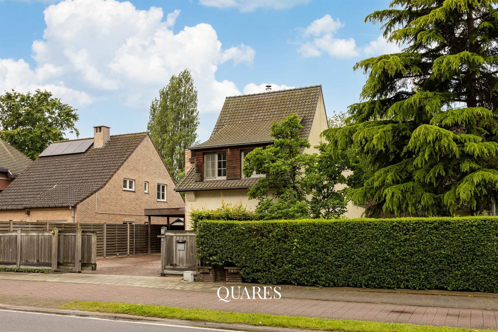 Luxueuze totaal gerenoveerde woning met vakantietuin foto 38