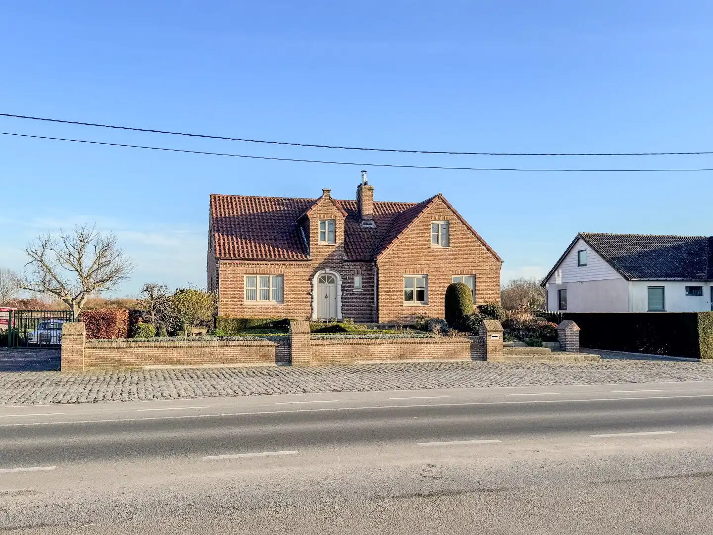 Ruime villa met 3 slaapkamers, ruime garage en tuin. foto 28