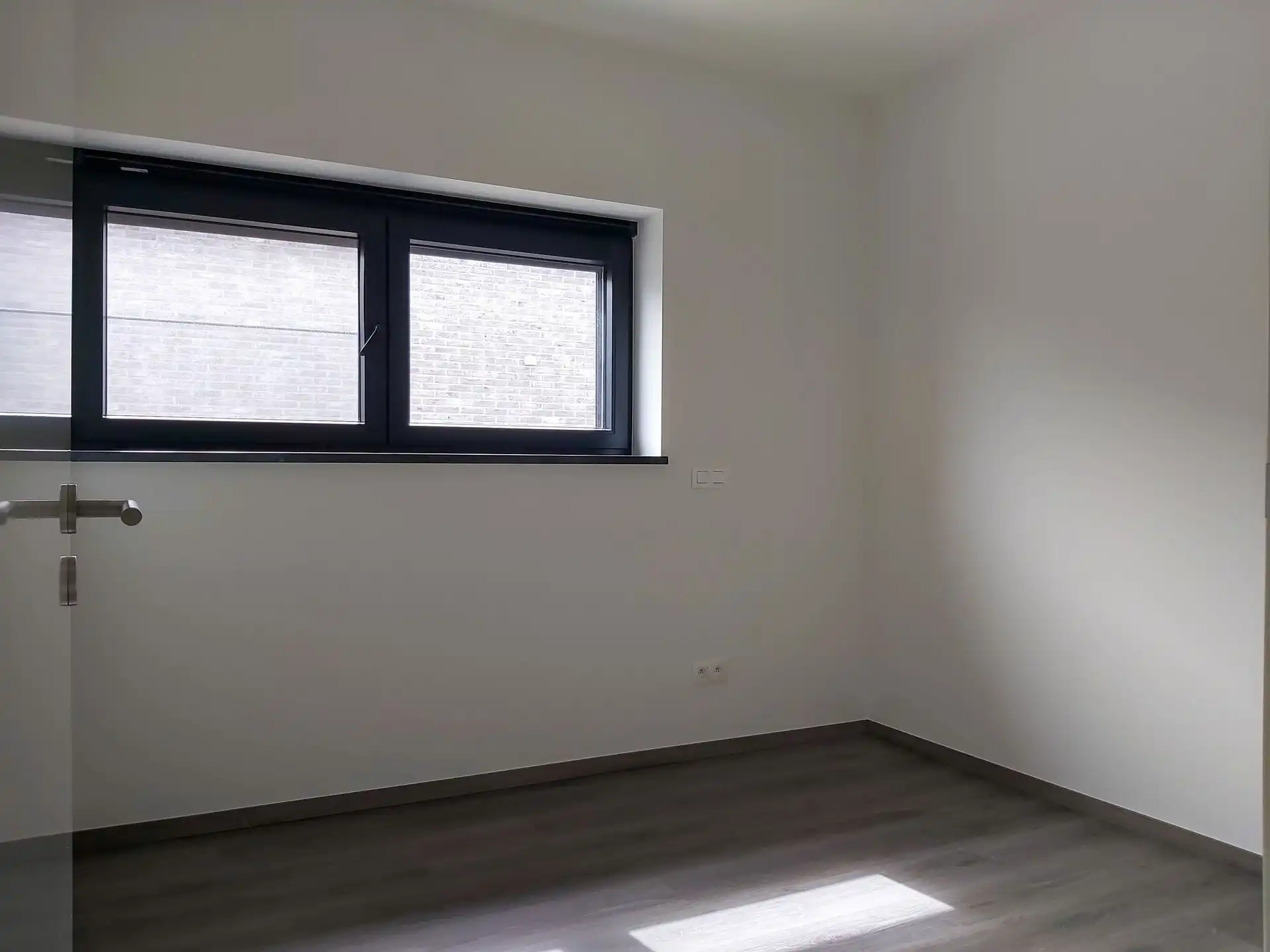 Instapklare patiowoning met 3 slaapkamers en 2 autostaanplaatsen in het rustige Uikhoven/Maasmechelen! foto 12