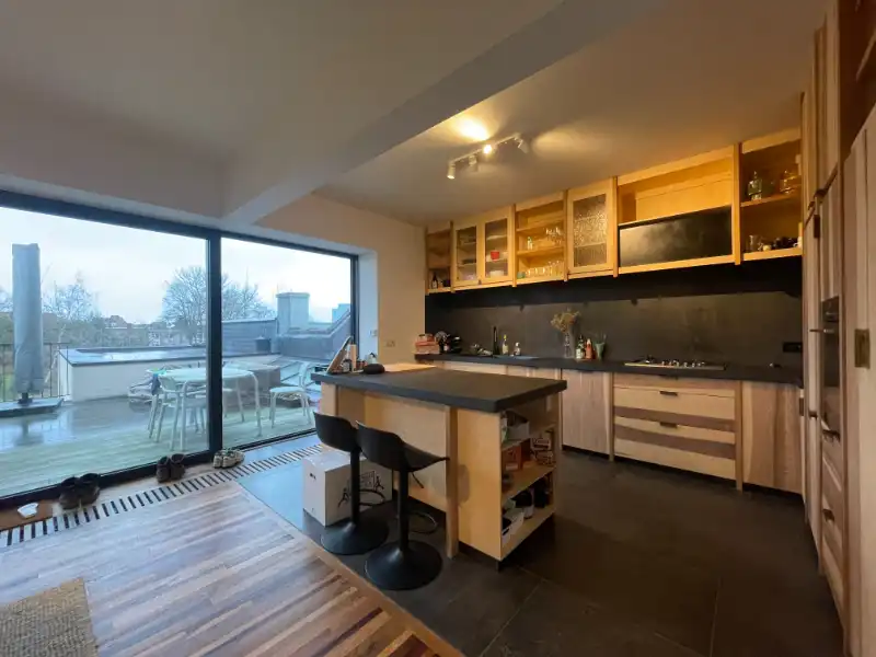 Uniek en hoogwaardig afgewerkt appartement tussen UZ en Sint-Pietersstation foto 8