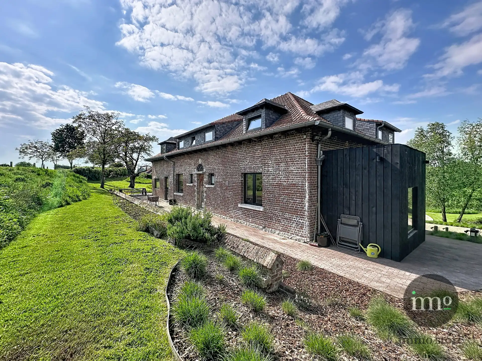 Stijlvol wonen in een uitzonderlijk groene setting foto 7