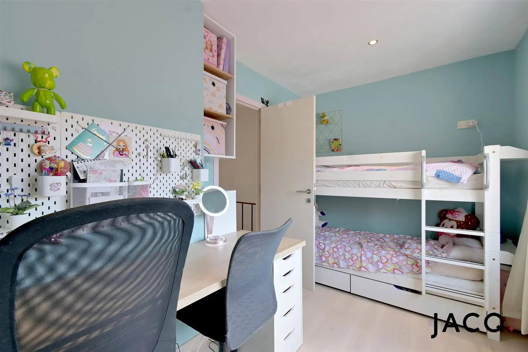Instapklare woning met 3slpk's en gezellige zuid-tuin! foto 12