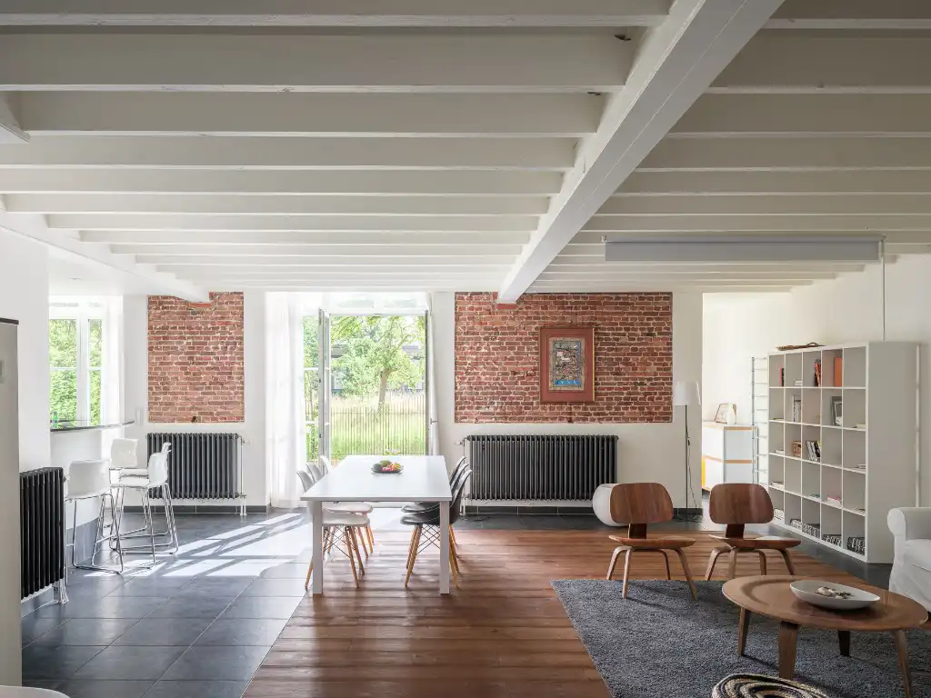 Ruime loft met industrieel karakter en twee terrassen, gelegen op de tweede bouwlijn aan de Lousbergskaai. foto 3