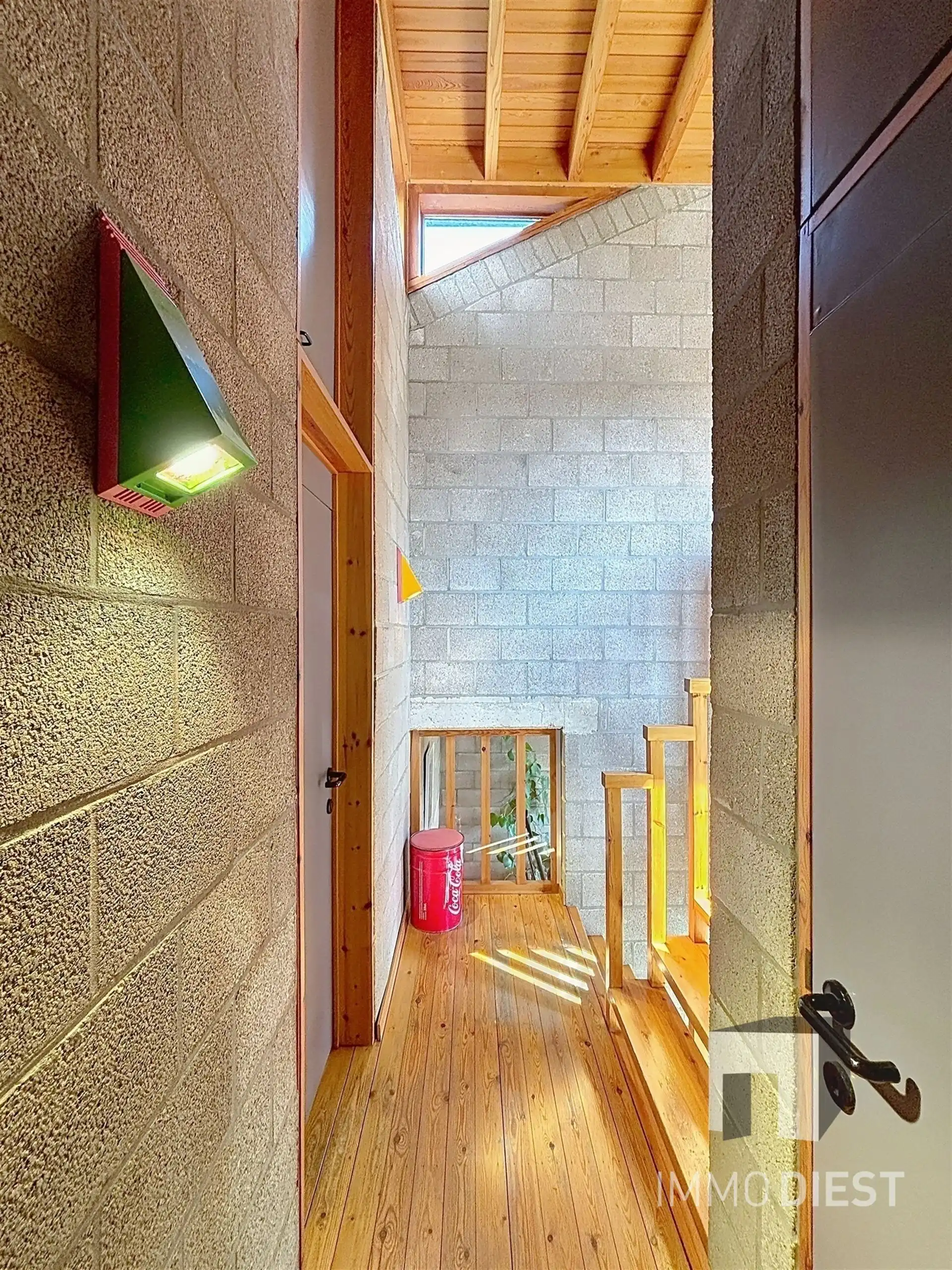 Bijzondere woning, lichtrijk, open en 3 slaapkamers foto 28