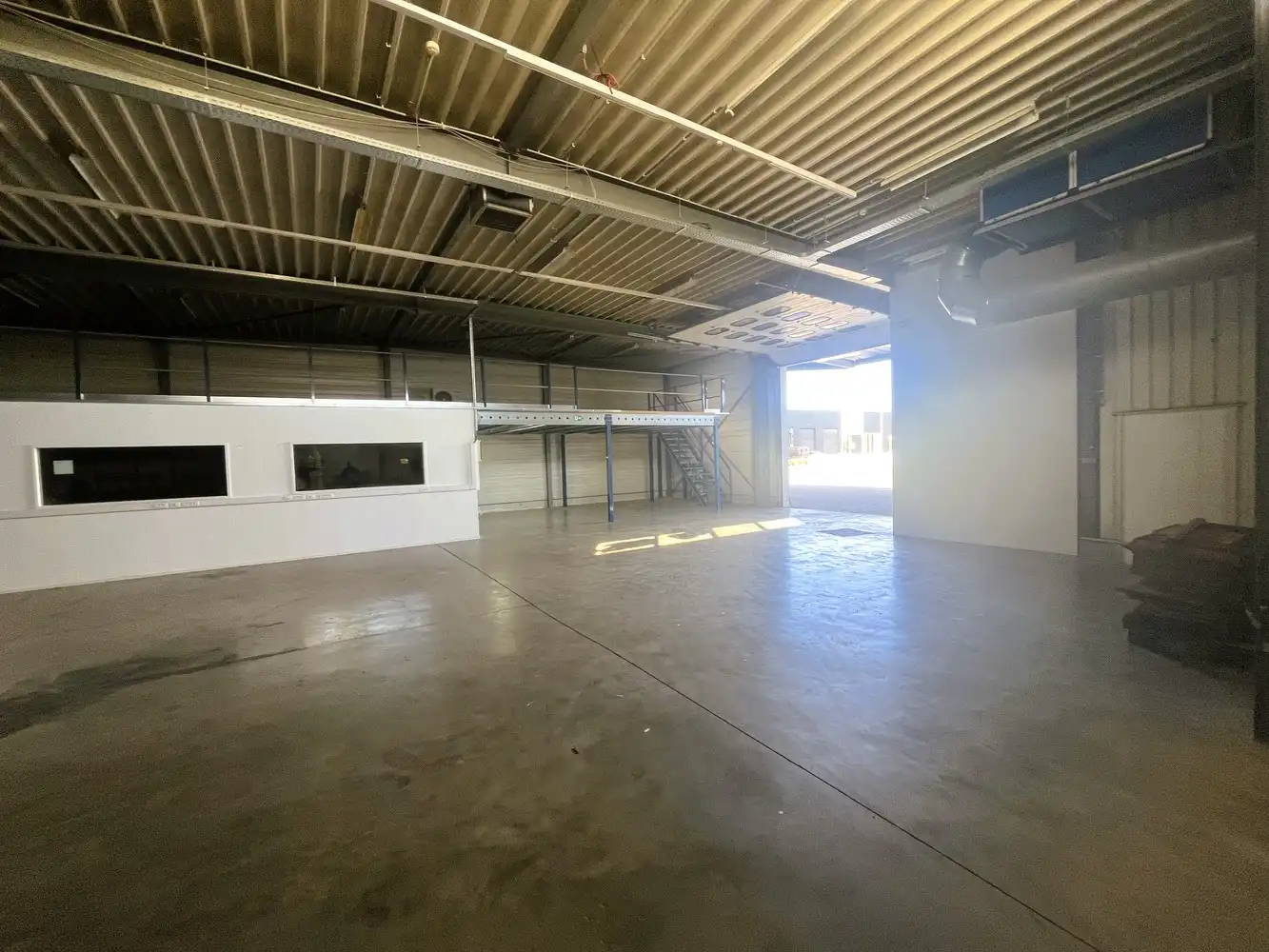 Bedrijfsgebouw met woonst op 60a01ca foto 11