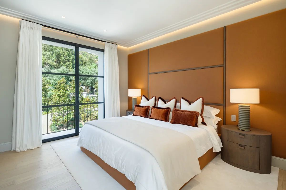 Exclusieve villa in Marbella: tijdloze elegantie en ongeëvenaarde luxe foto 12