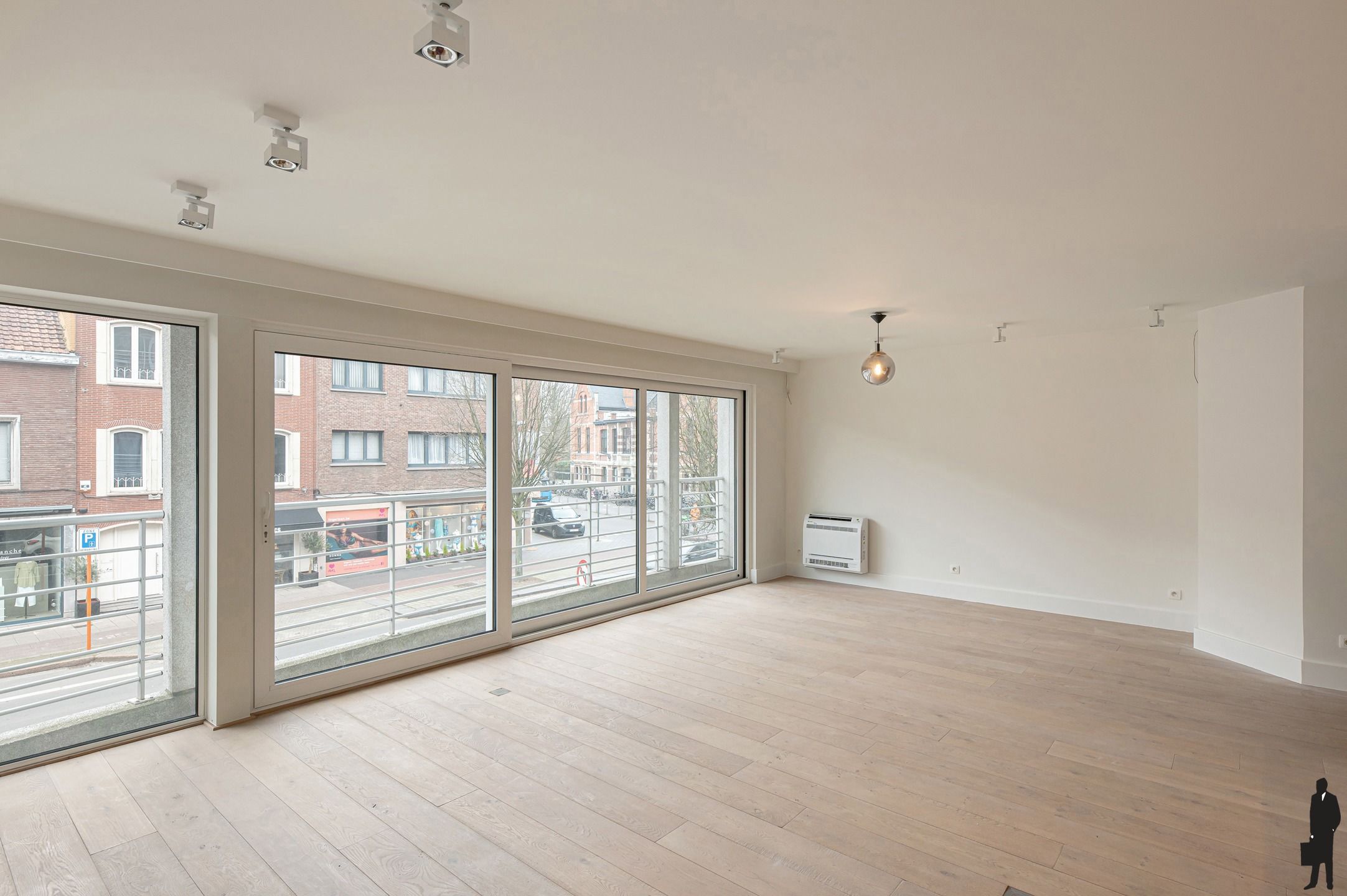 Luxueus appartement in centrum Brasschaat, nabij het park! foto 5