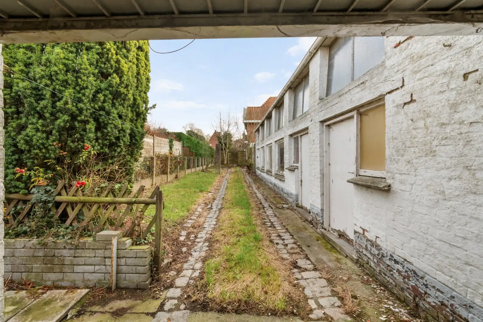 Charmante halfopen bebouwing met tuin, garage en oprit in Dadizele-centrum foto 15