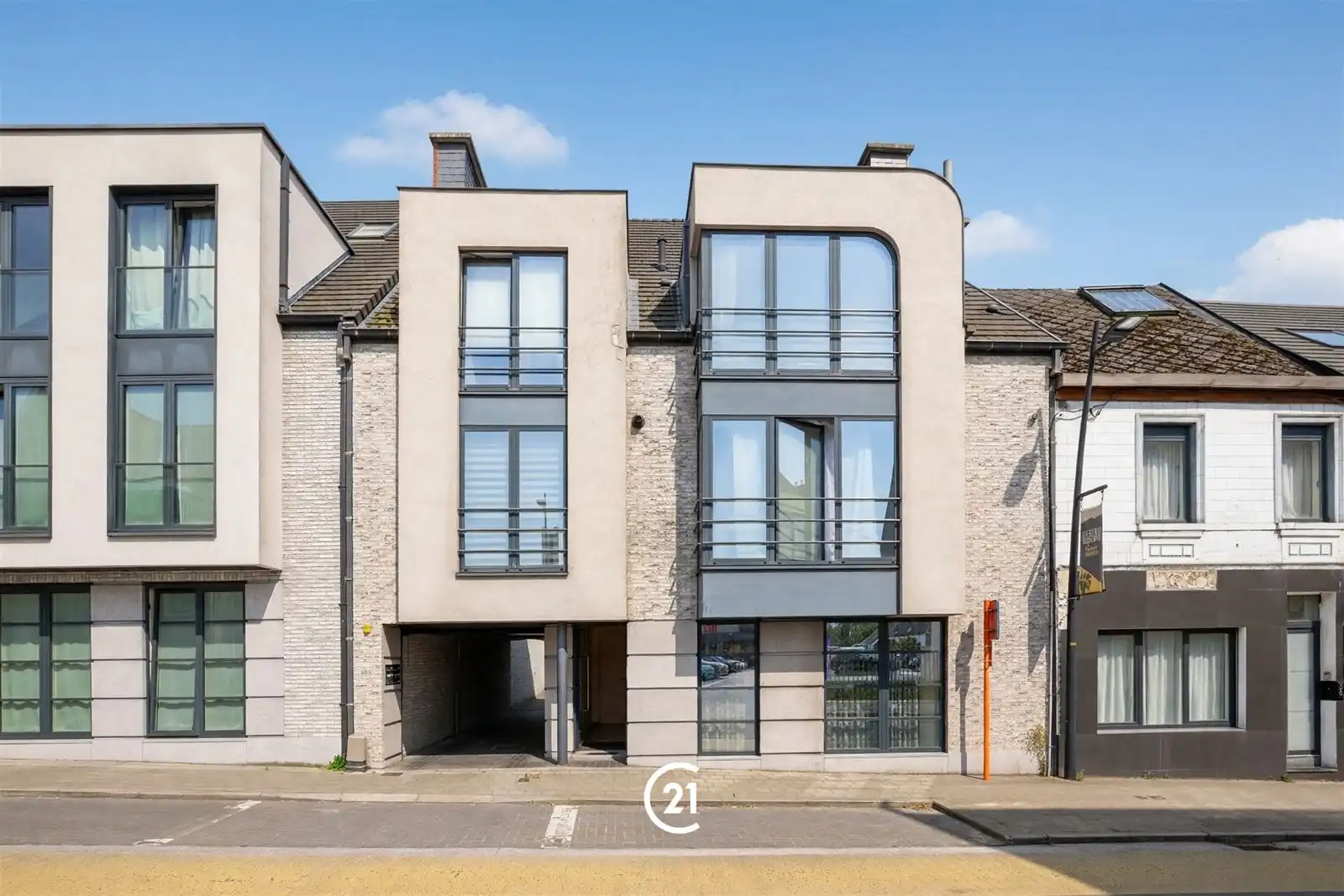 Modern en energiezuinig wonen op een strategische locatie foto 3
