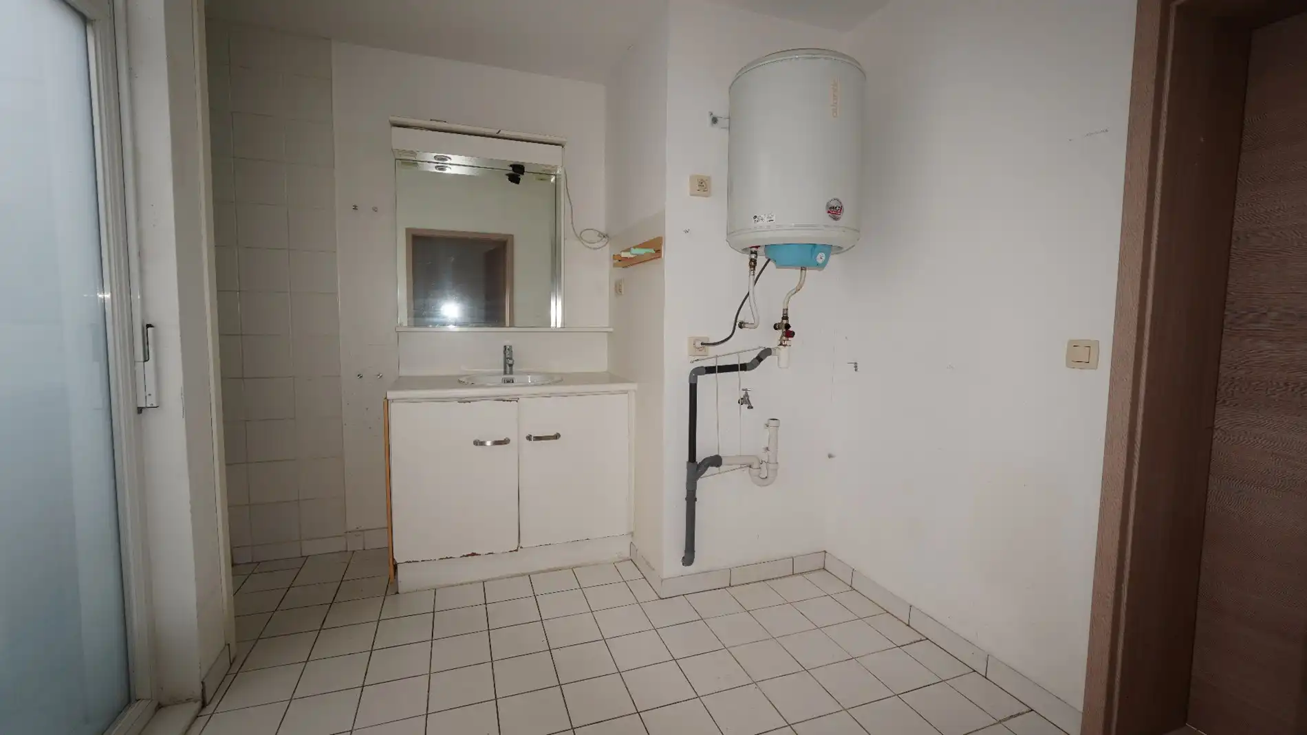 Gelijkvloers te huur in het centrum van Lokeren foto 4