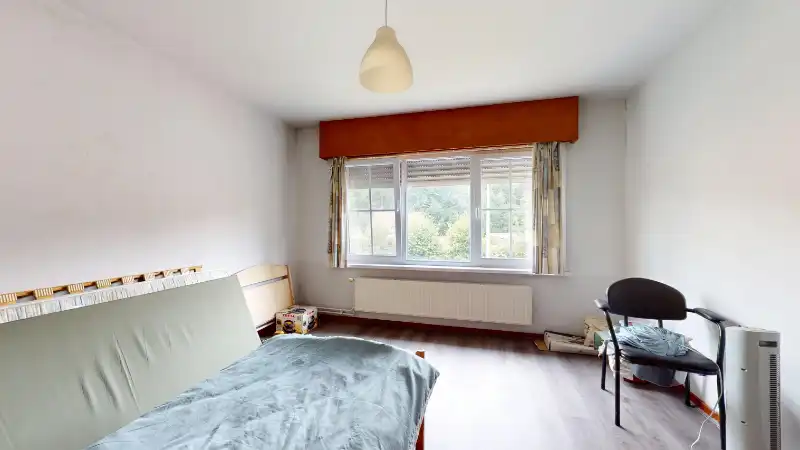 Woning van 197m² op een perceel van 8 are foto 11
