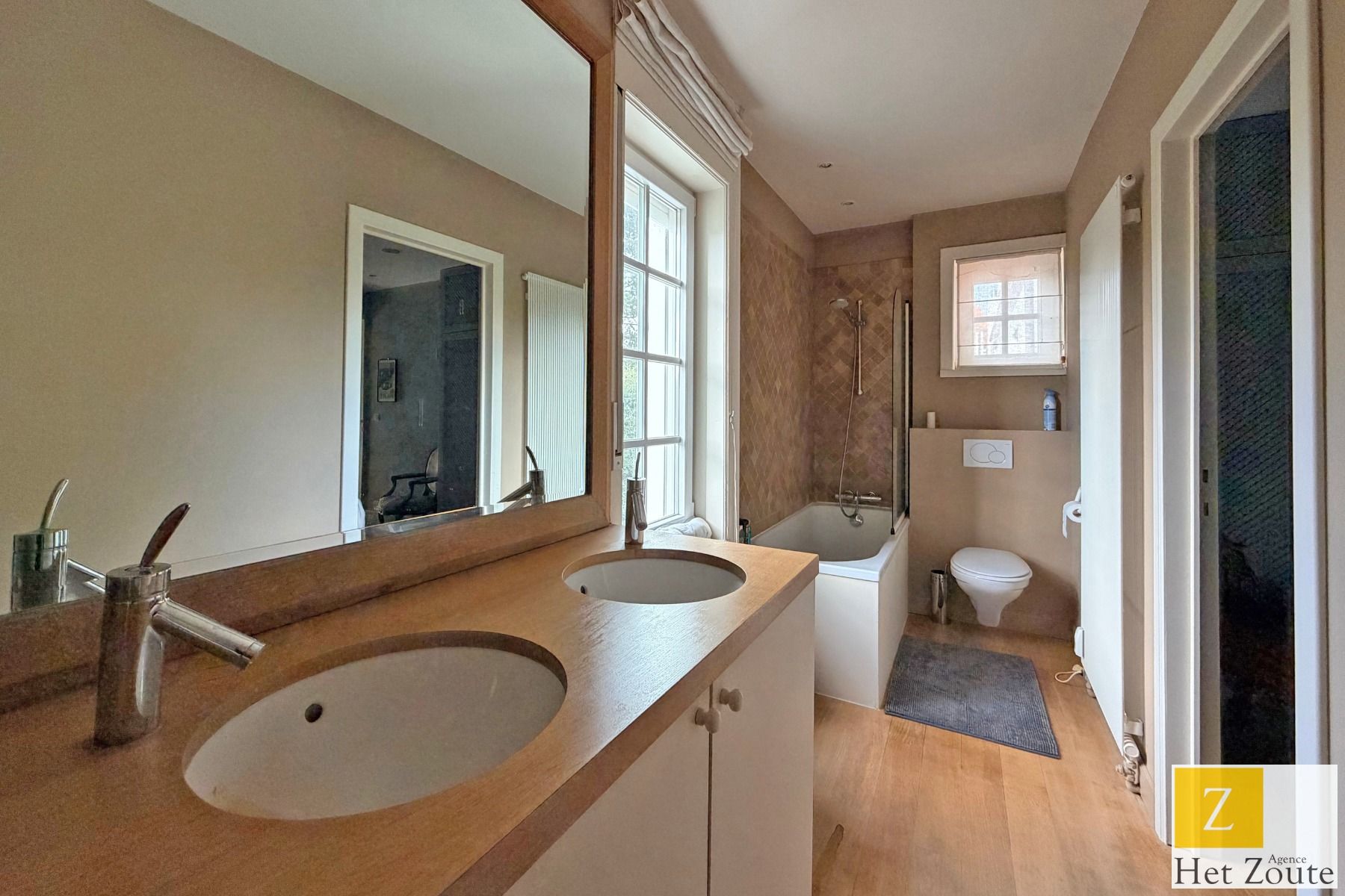 Gemeubeld karaktervol appartement op toplocatie - Het Zoute foto 14