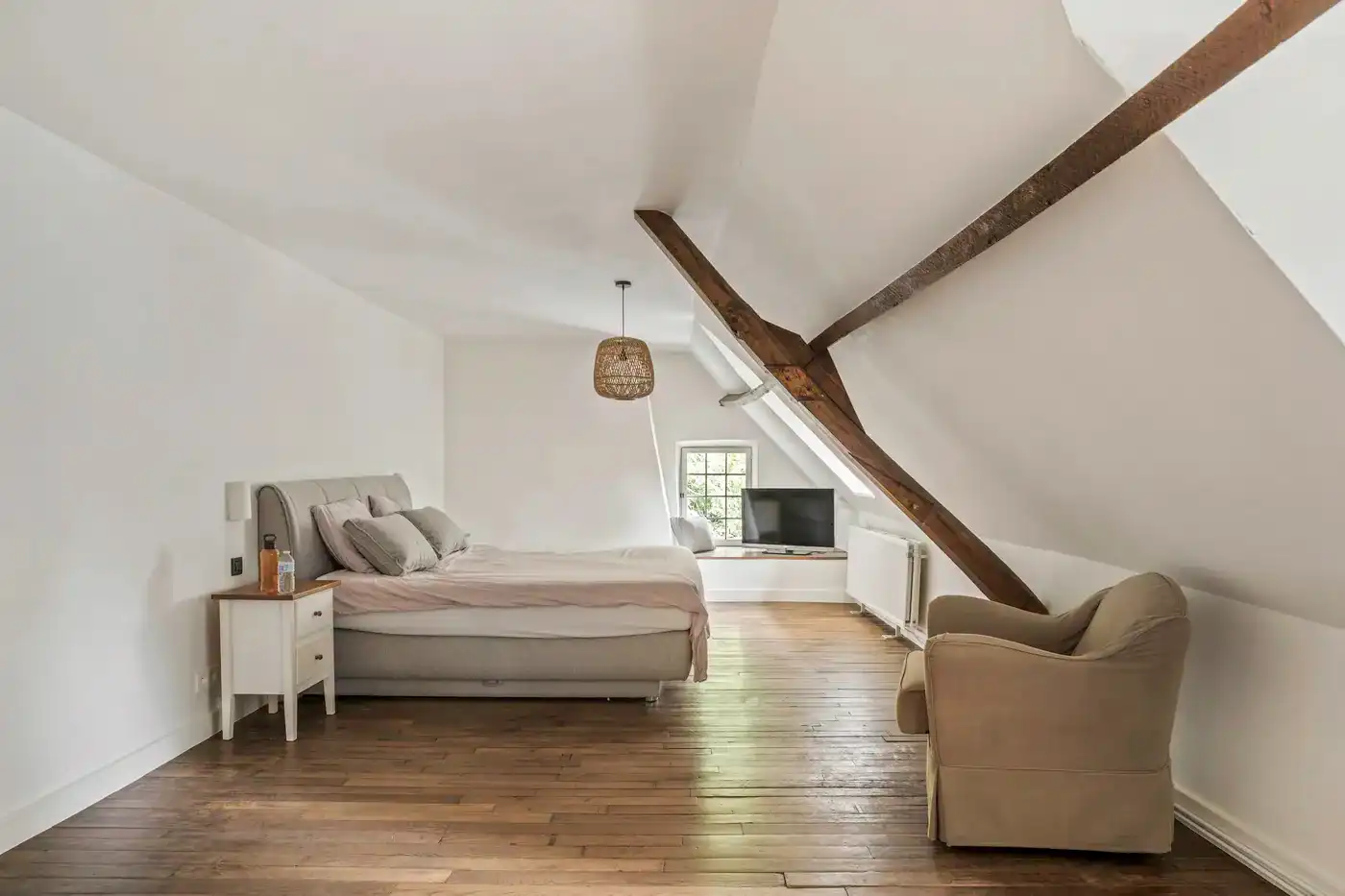 Exclusieve landelijke villa met paardenaccommodatie op ca 1,6ha foto 17