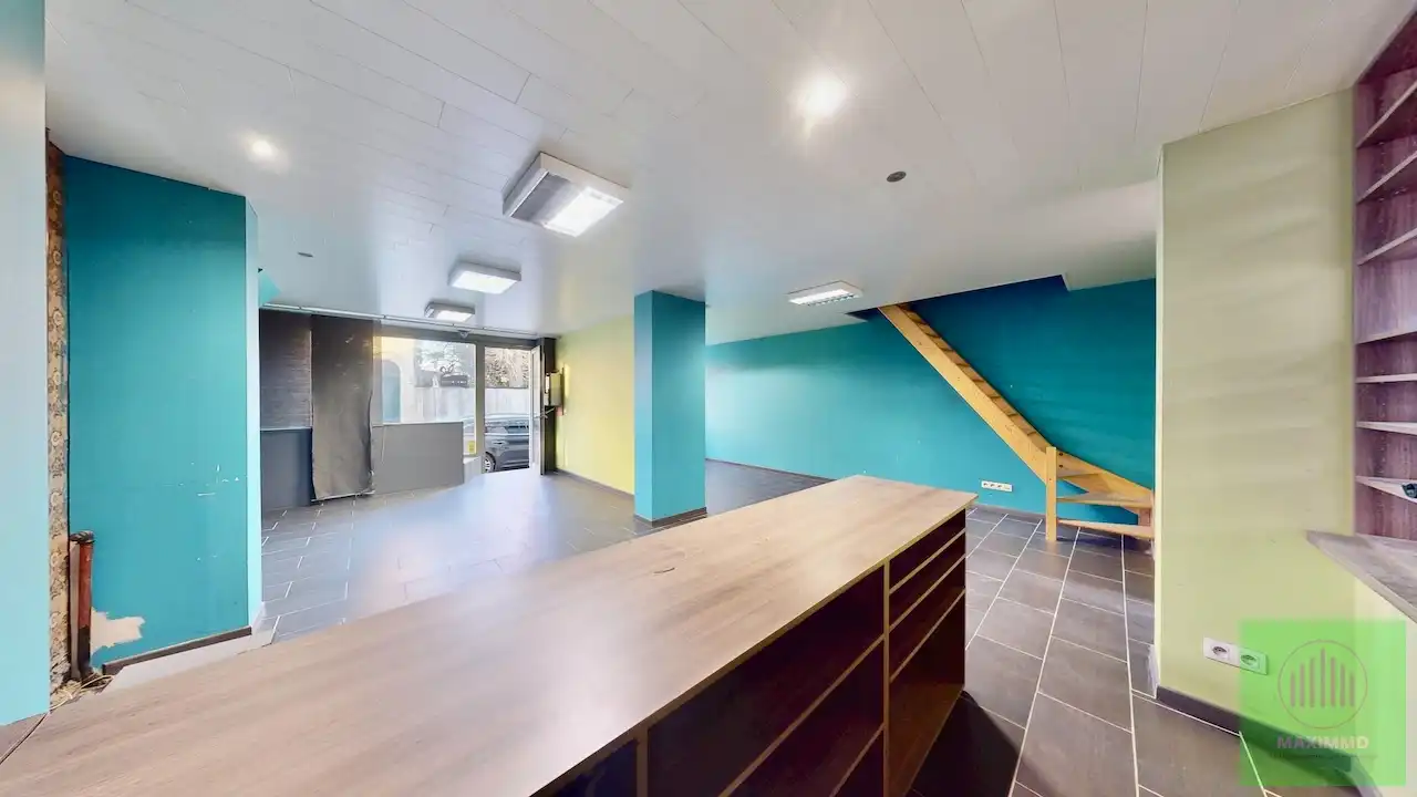 TE KOOP: Handelspand met magazijn én mogelijkheid tot woonst in hartje Lauwe! foto 4