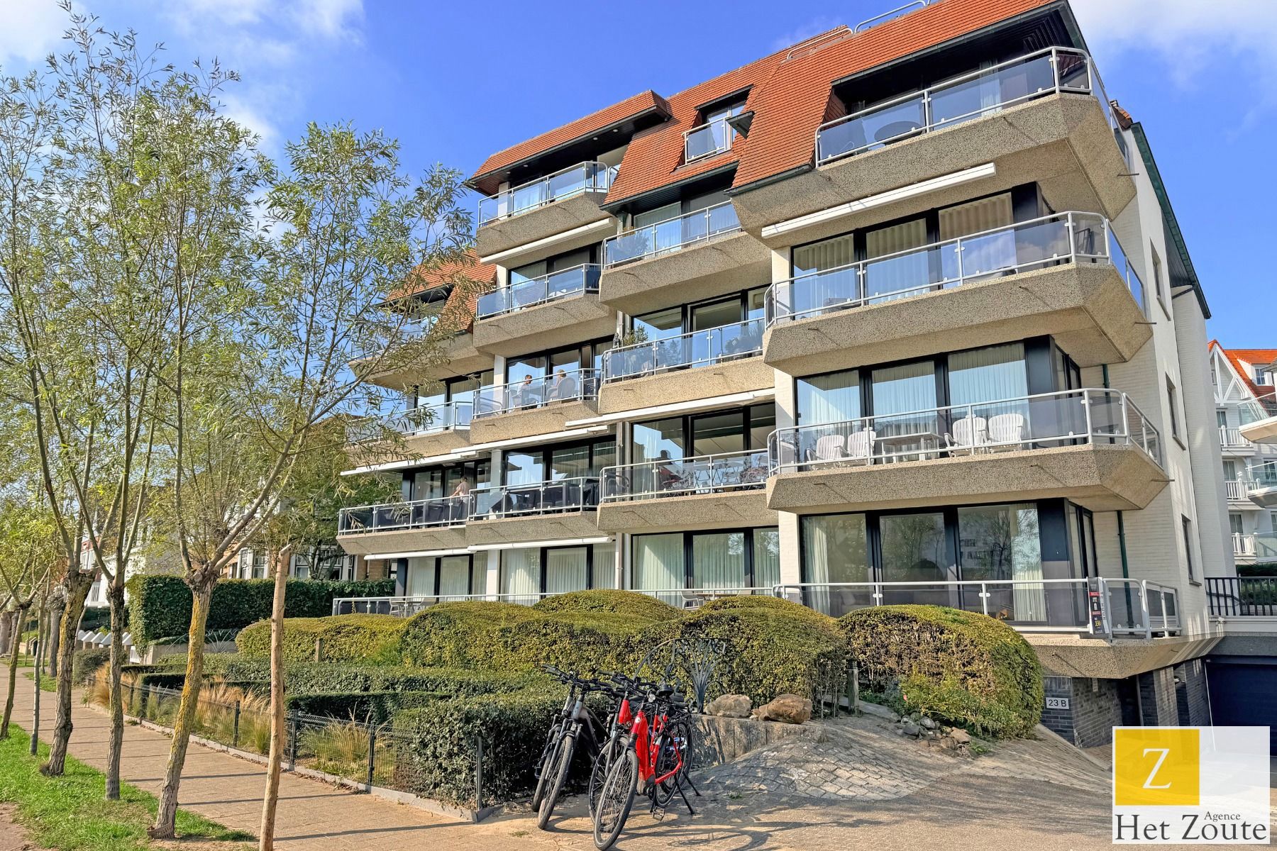 ()=>{if(producerUpdateValueVersion(node),producerAccessed(node),node.value===ERRORED)throw node.error;return node.value} Elizabetlaan 23B/11 - 8300 Knokke-Heist