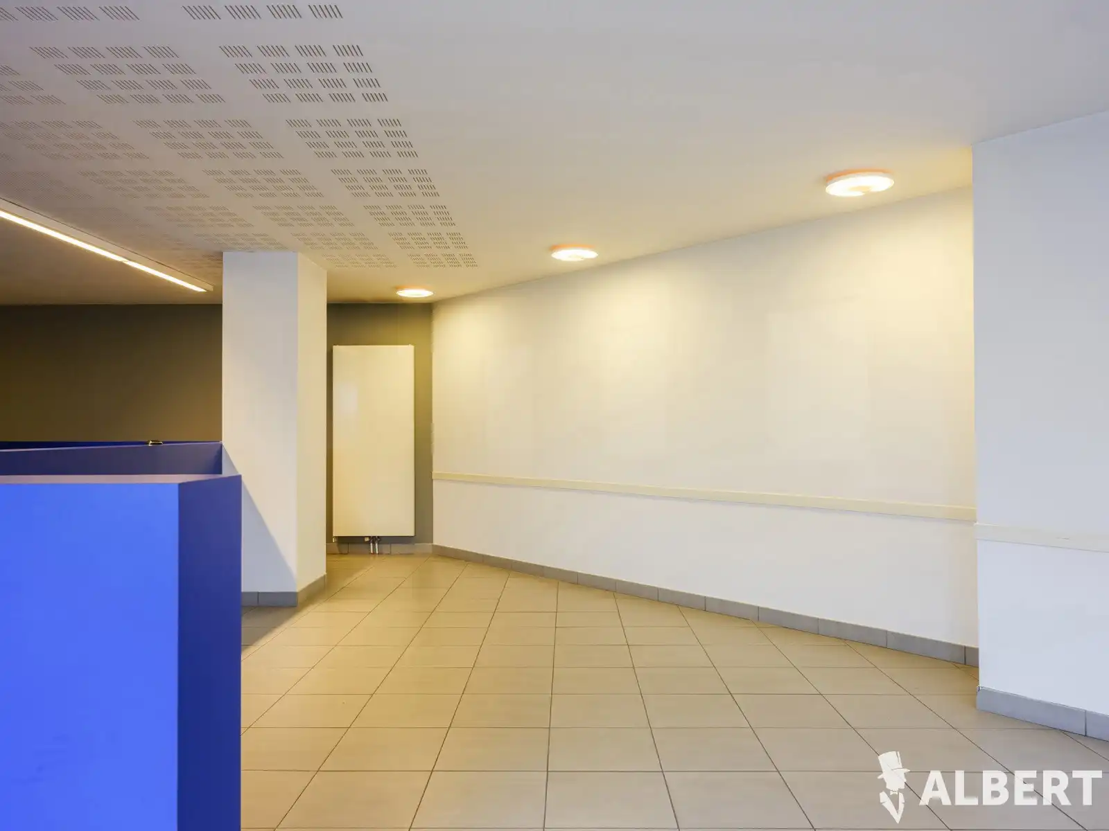 Modern handelspand op zichtlocatie te centrum Tielt foto 11