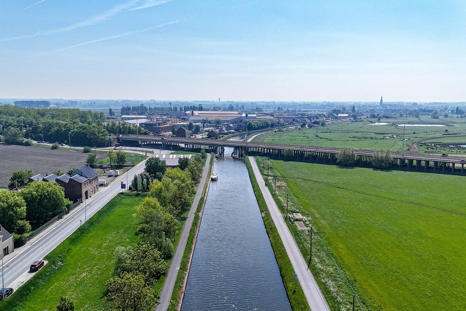 Unieke ruime woning langs het kanaal Plassendale - Nieuwpoort foto 25