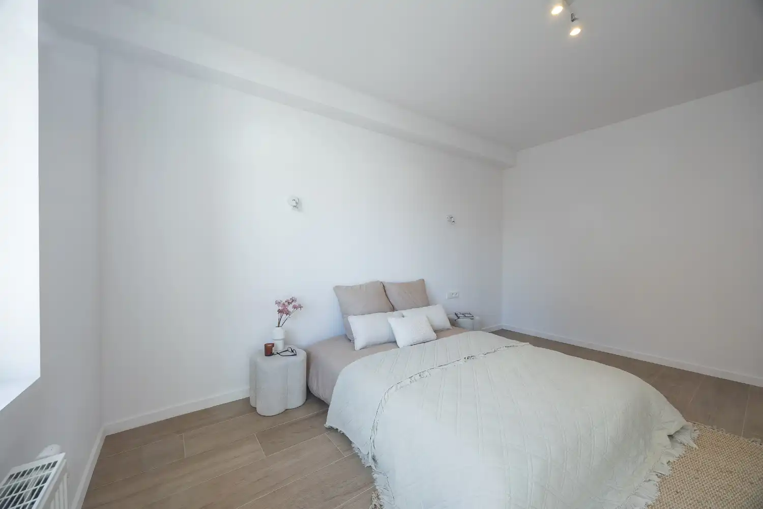 Gerenoveerd drie slaapkamer appartement foto 12